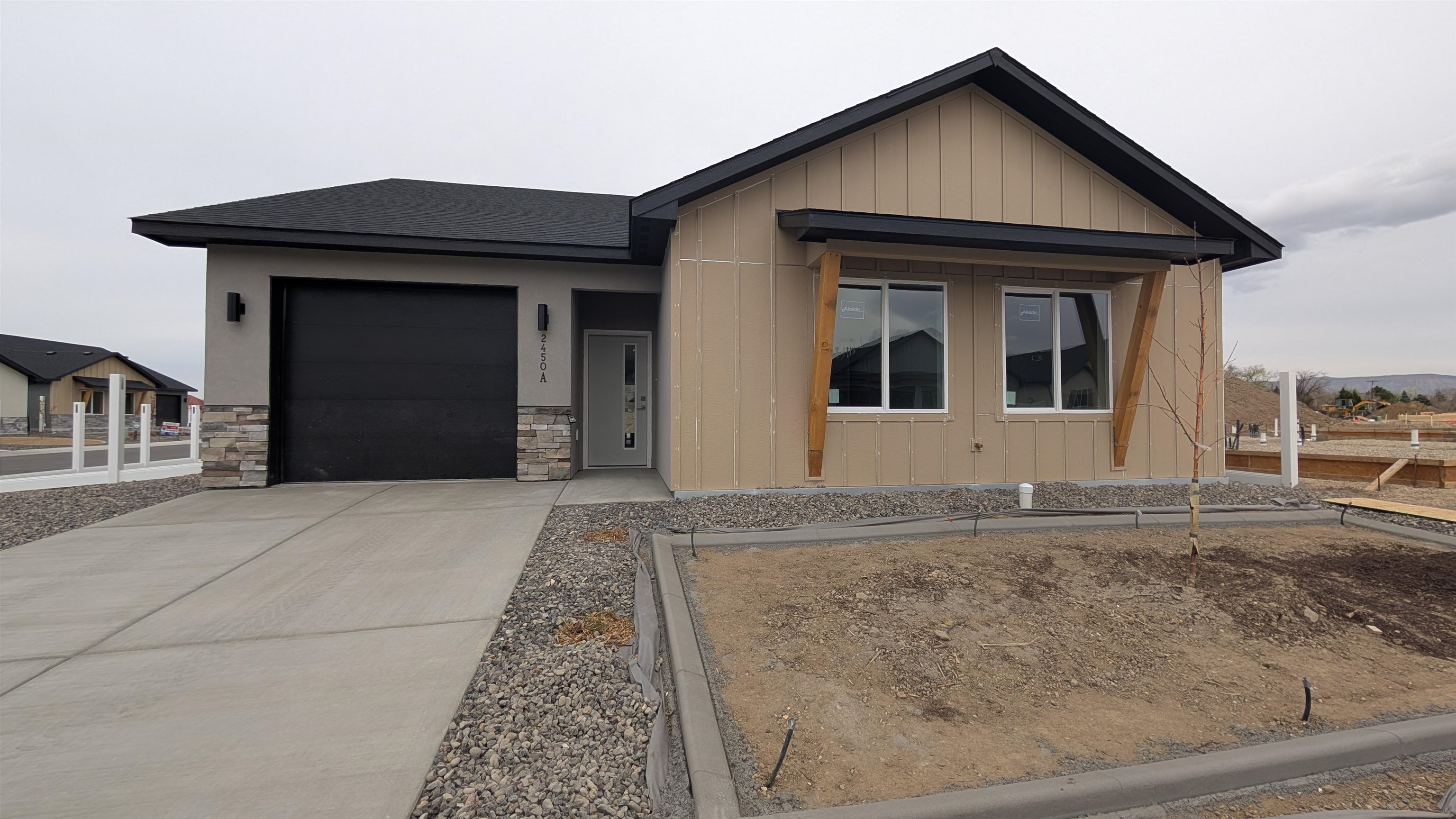 2450 Hamilton Road Property Photo