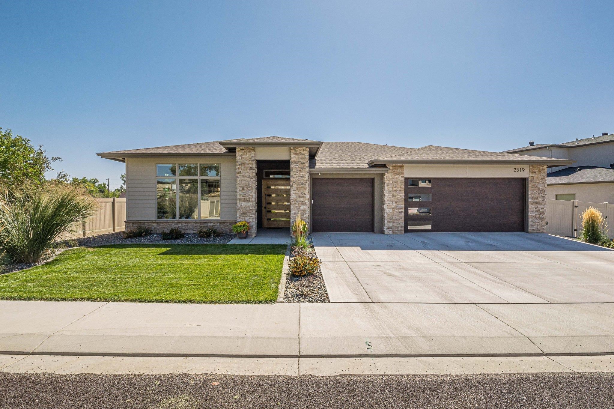 2519 Tara Avenue Property Photo