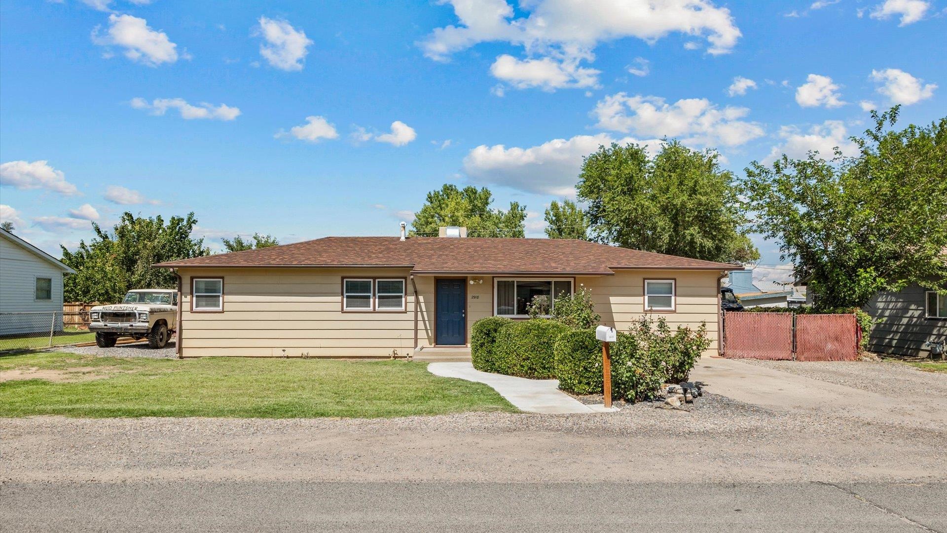 Mesa View Real Estate Listings Main Image