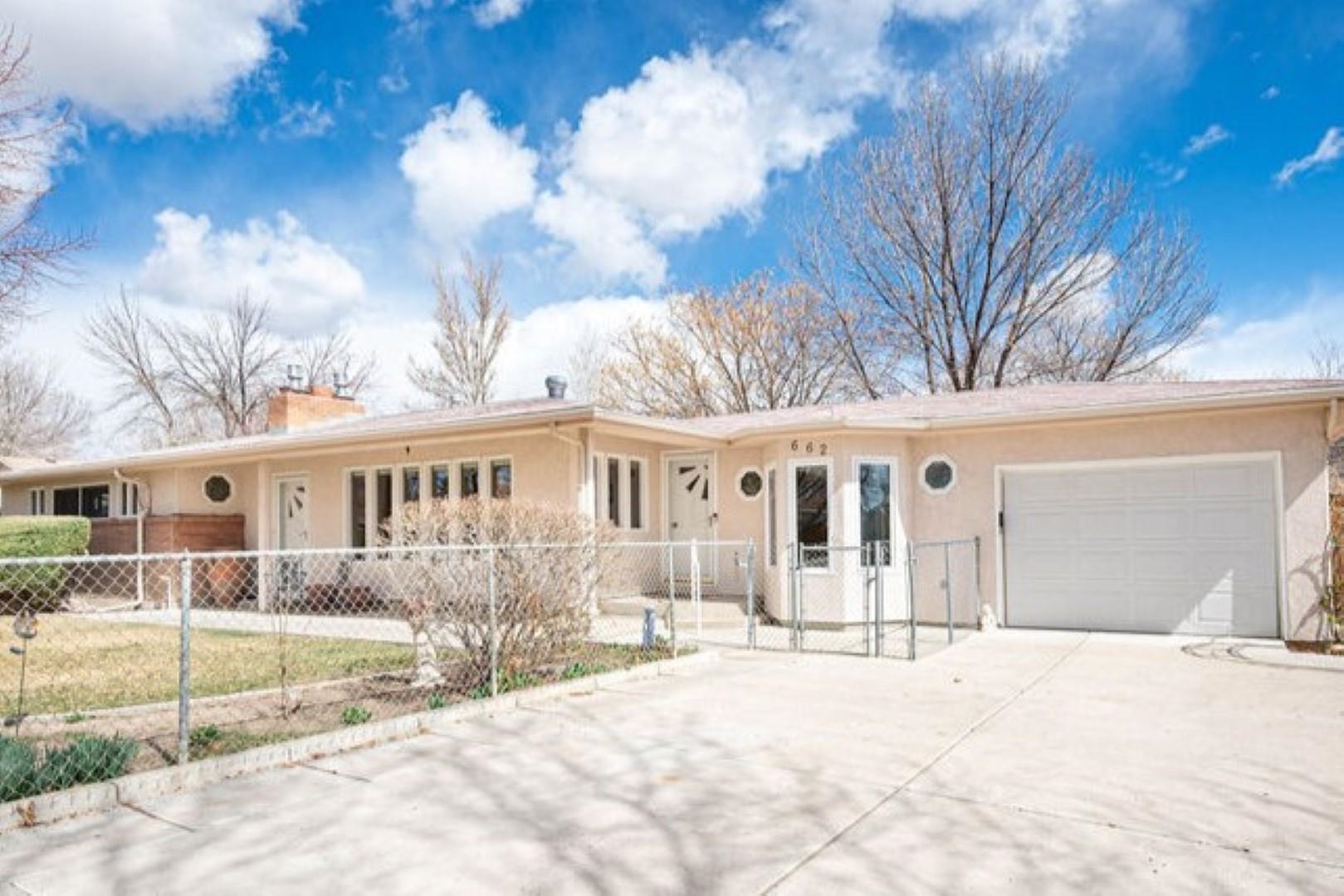 662 28 Road Property Photo