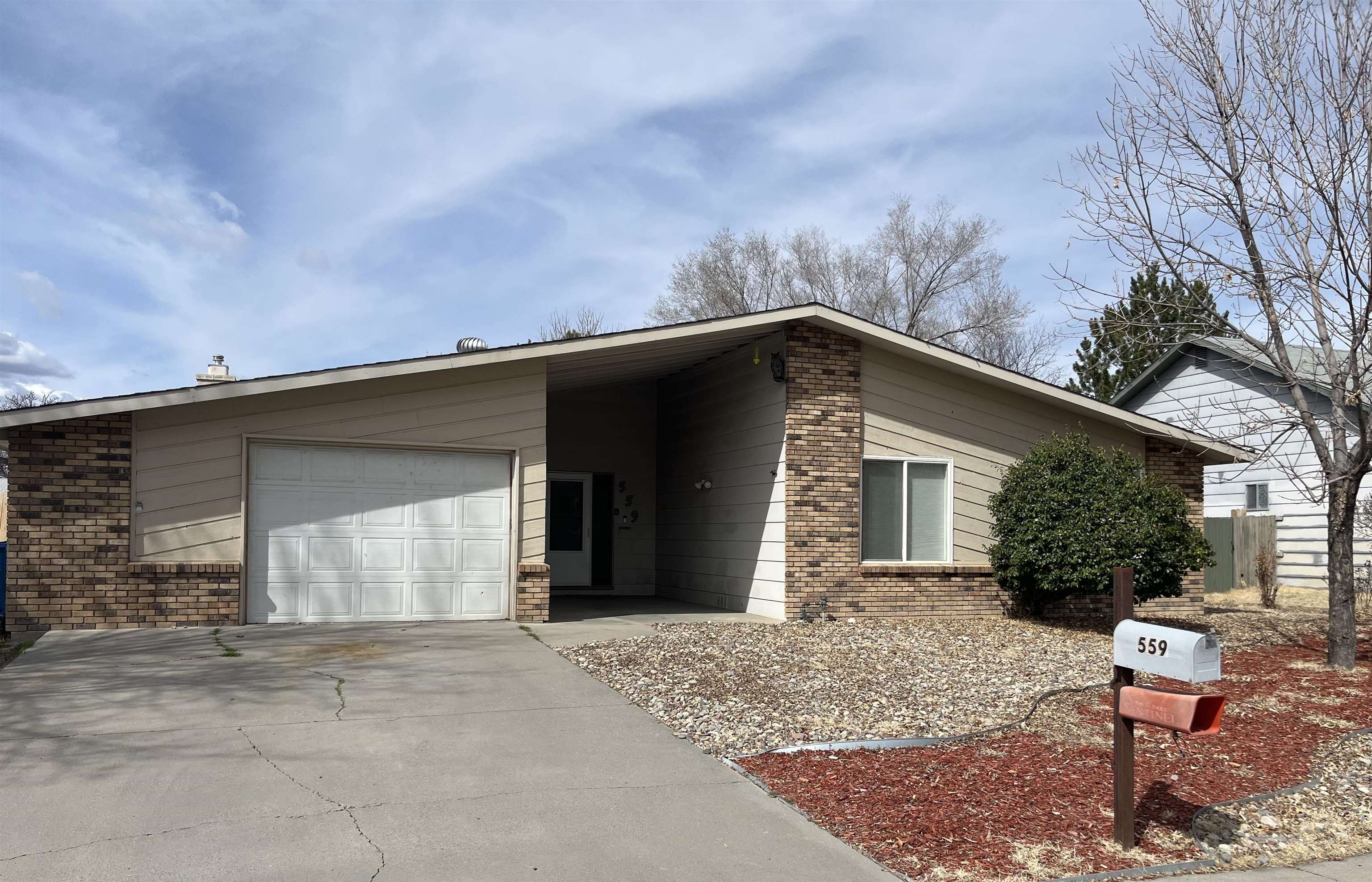 559 Peachwood Drive Property Photo