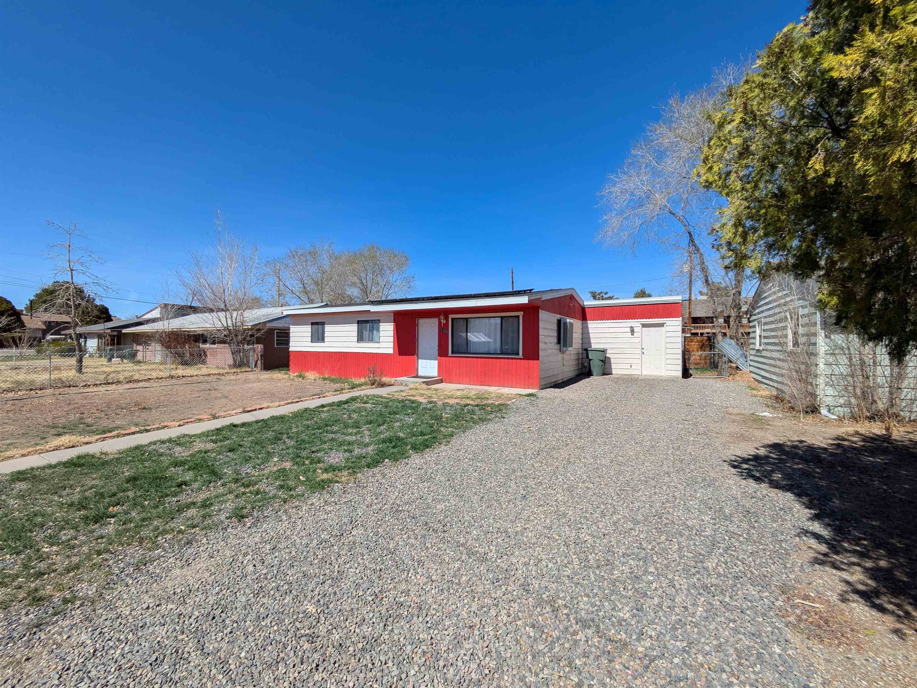 1320 Cedar Avenue Property Photo 23