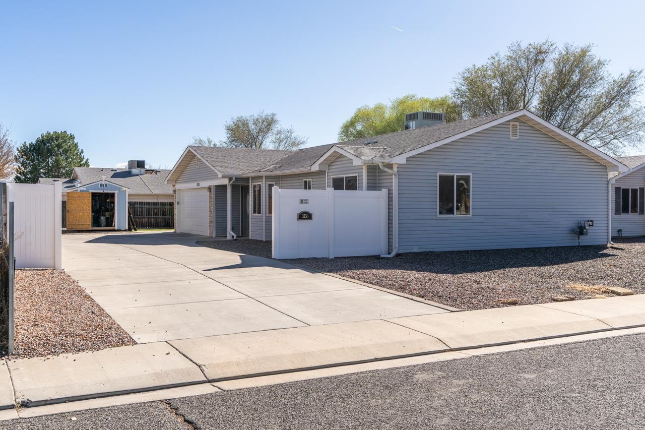 3135 Ute Canyon Lane Property Photo 4