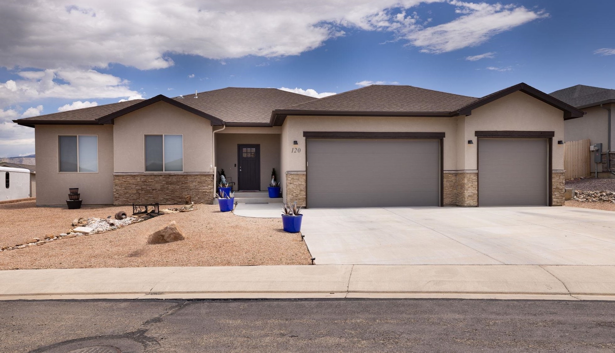 120 Dry Creek Court Property Photo 1