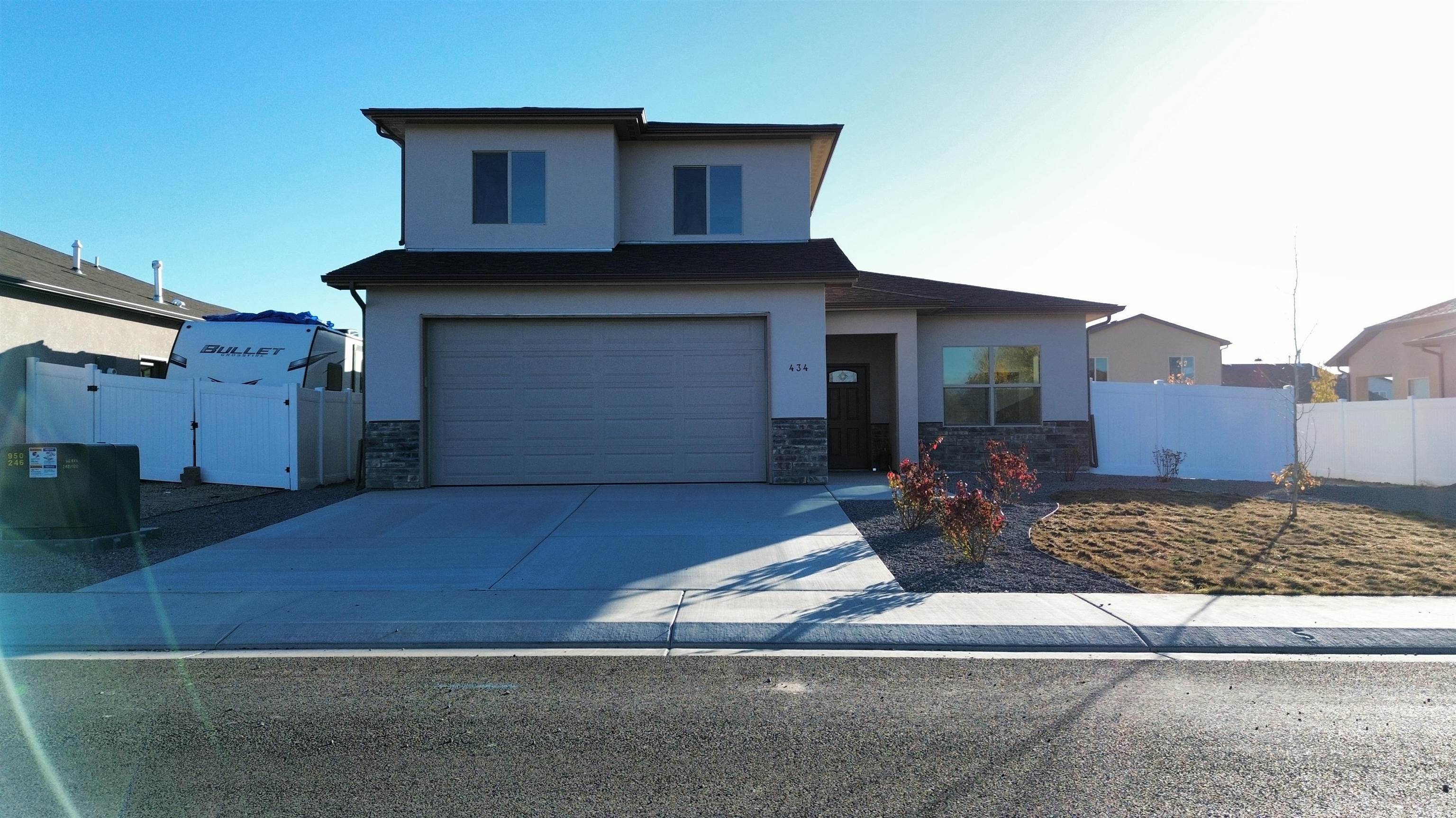 434 Clear Creek Drive Property Photo 2