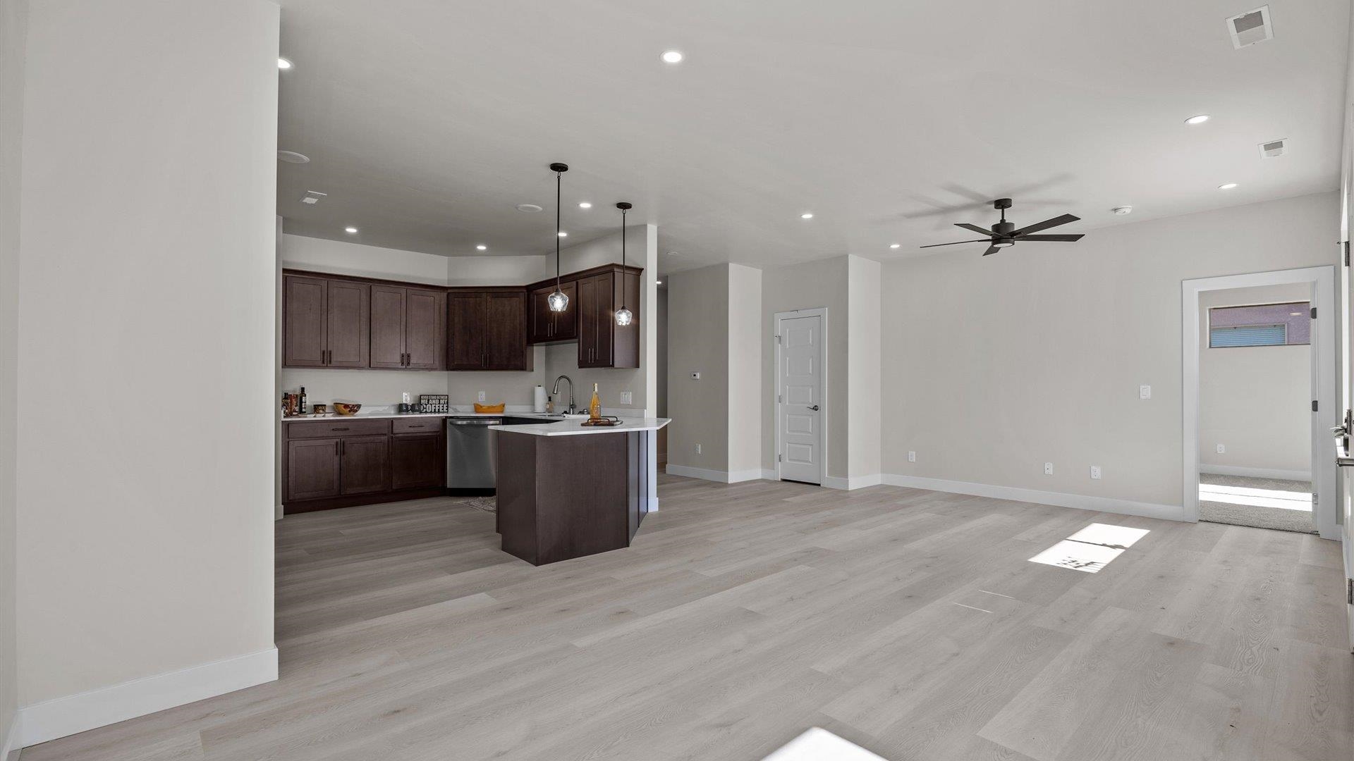 434 Clear Creek Drive Property Photo 8