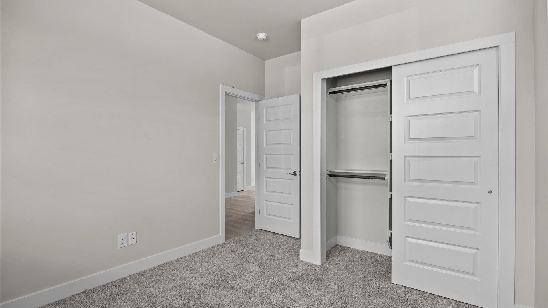 434 Clear Creek Drive Property Photo 20