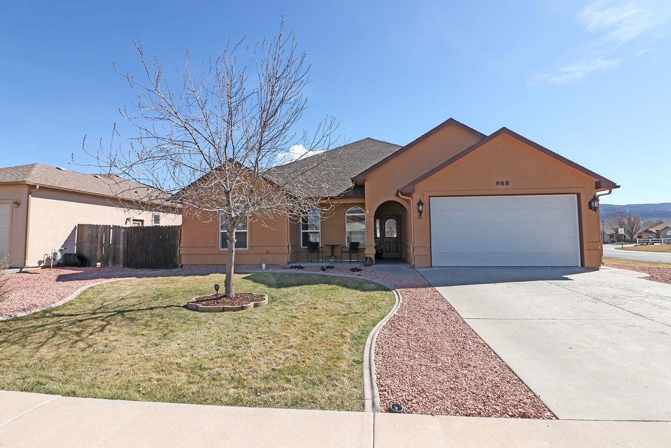 988 Agate Court Property Photo