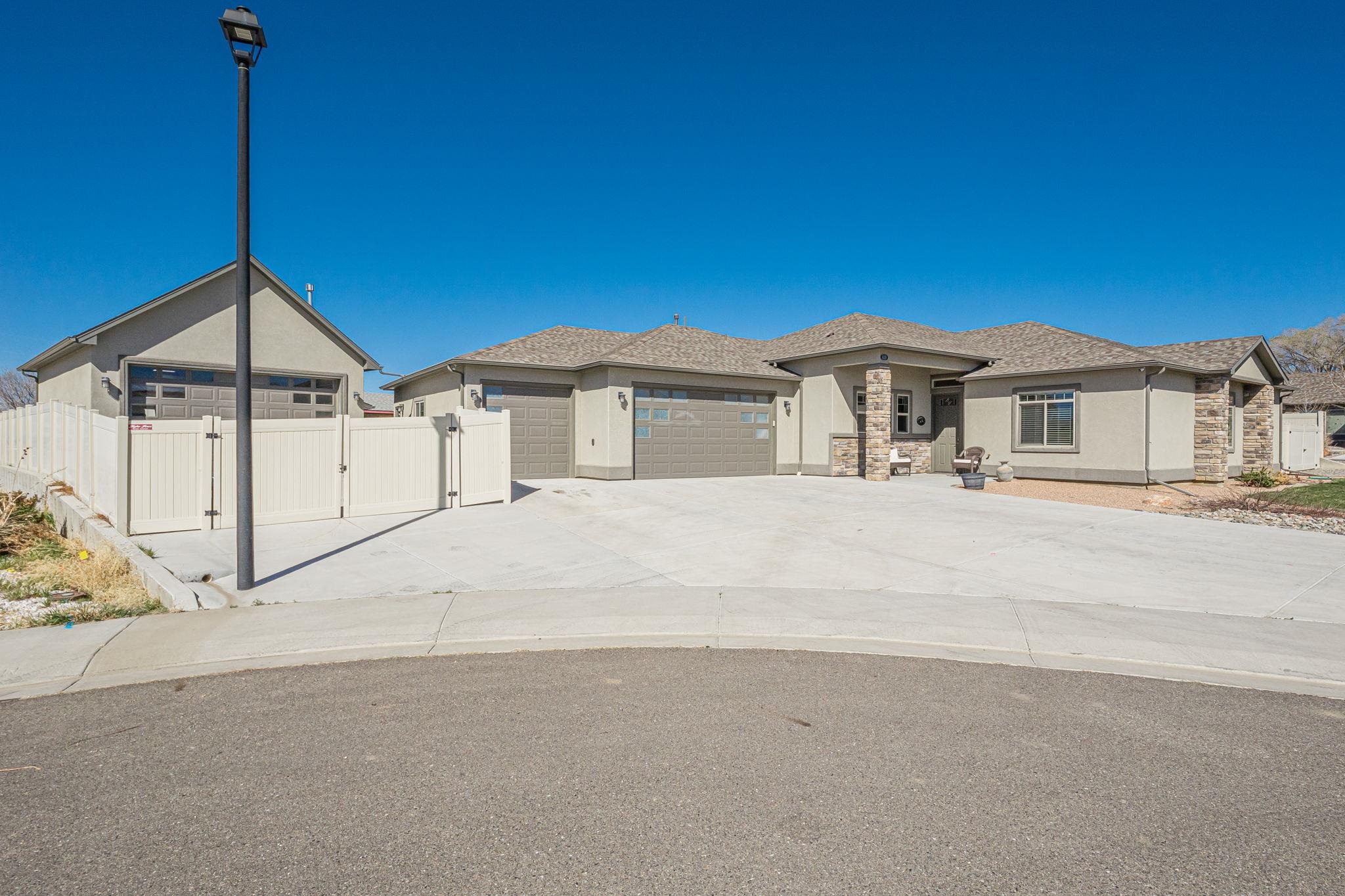 629 Gully Court Property Photo