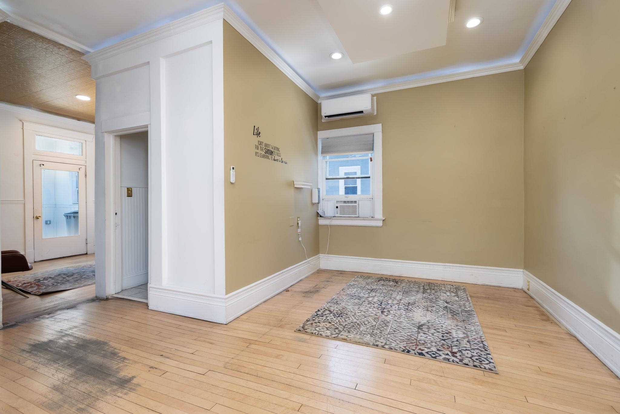 861 Grand Avenue Property Photo 7
