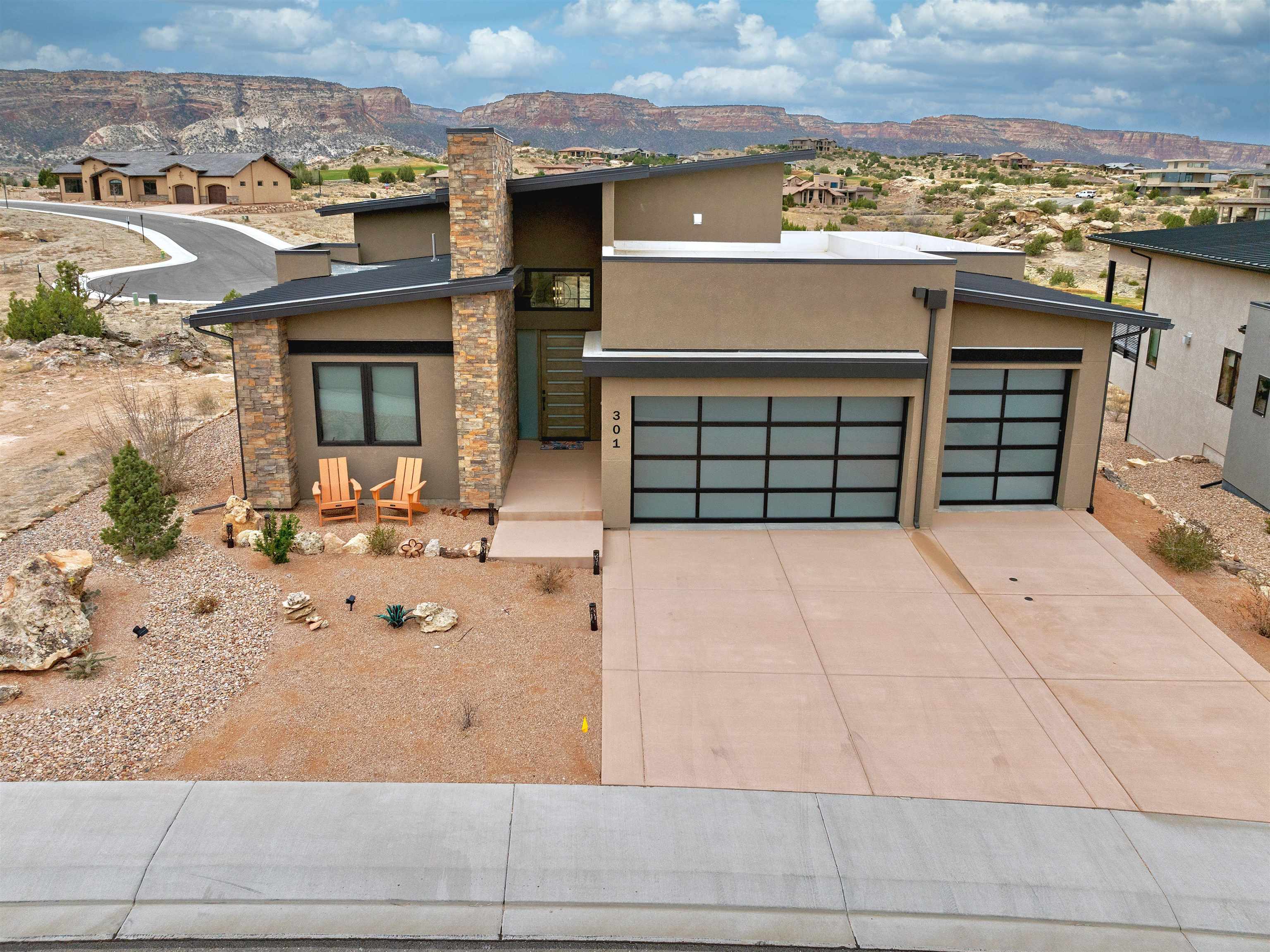 301 Bella Court Property Photo