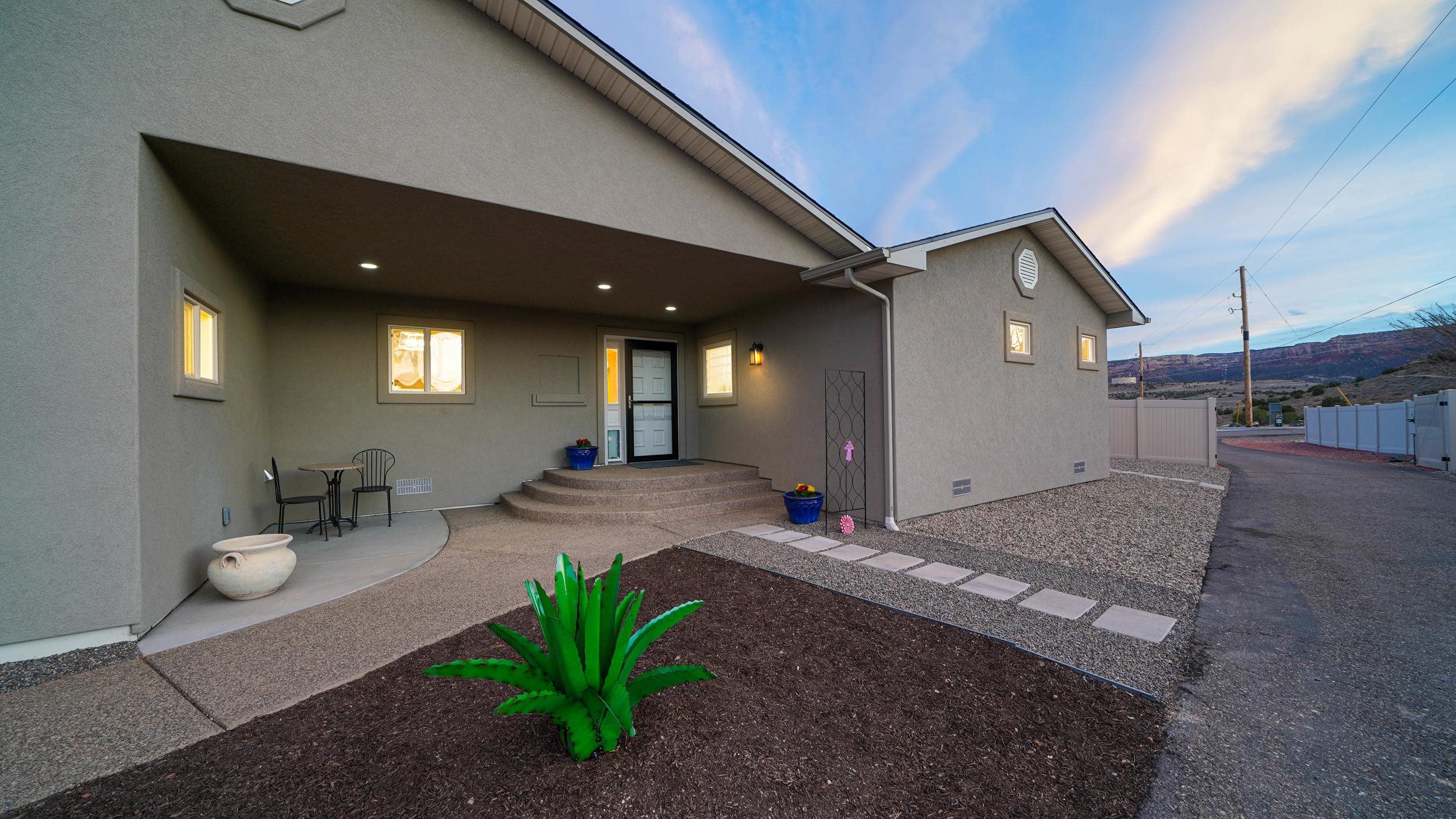 208 Easter Hill Drive Property Photo 3