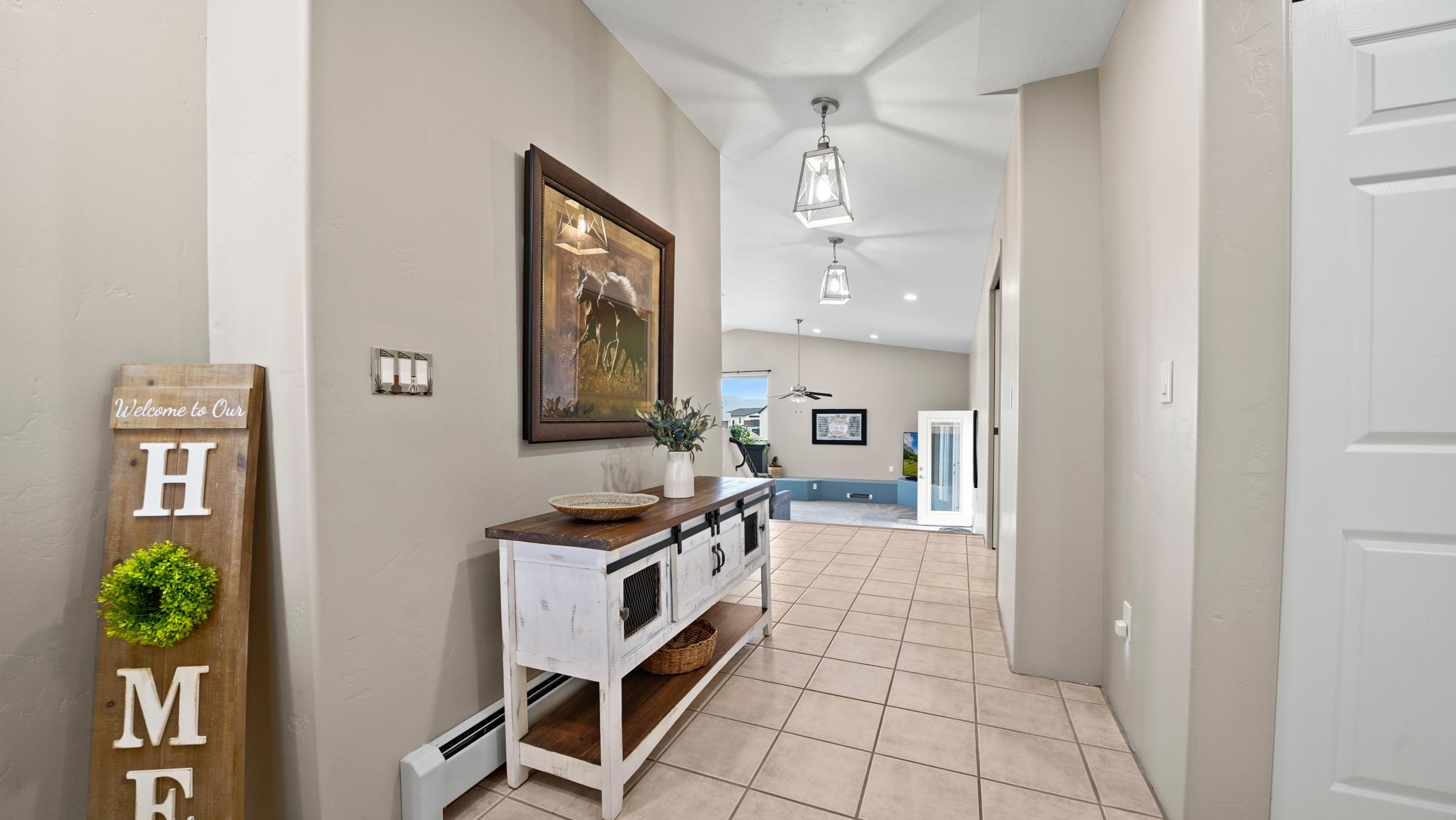 208 Easter Hill Drive Property Photo 5