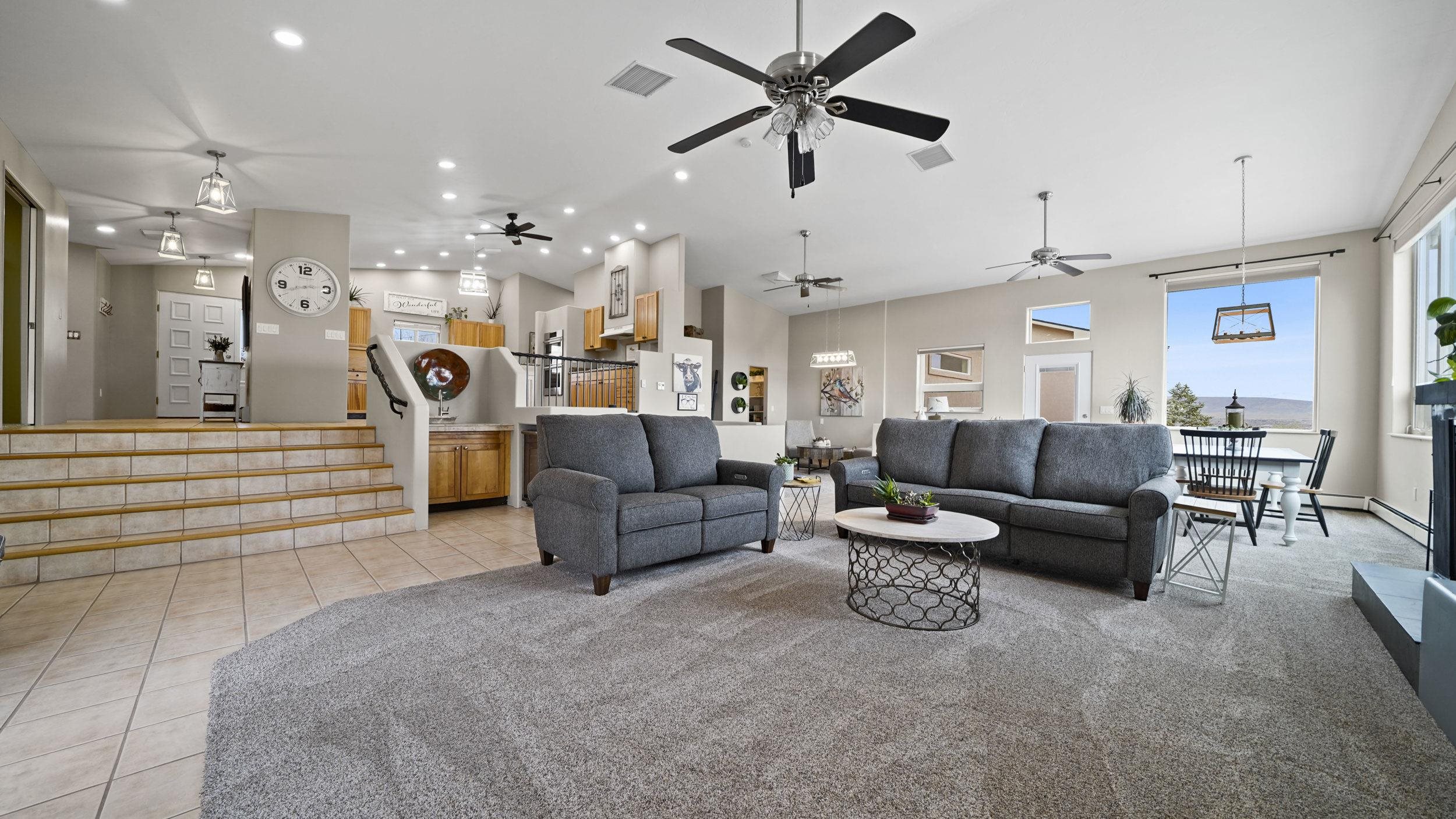 208 Easter Hill Drive Property Photo 6