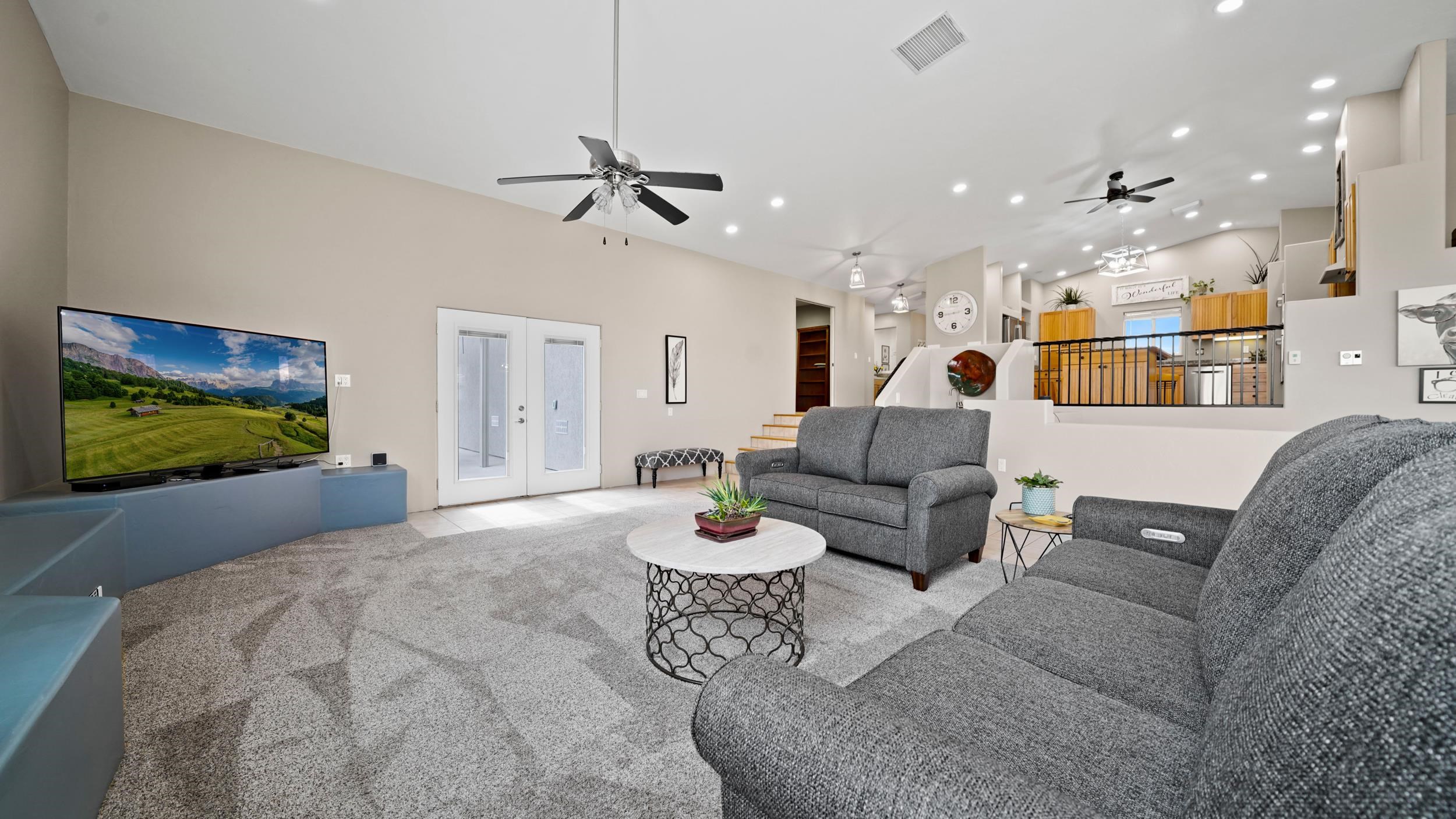 208 Easter Hill Drive Property Photo 9