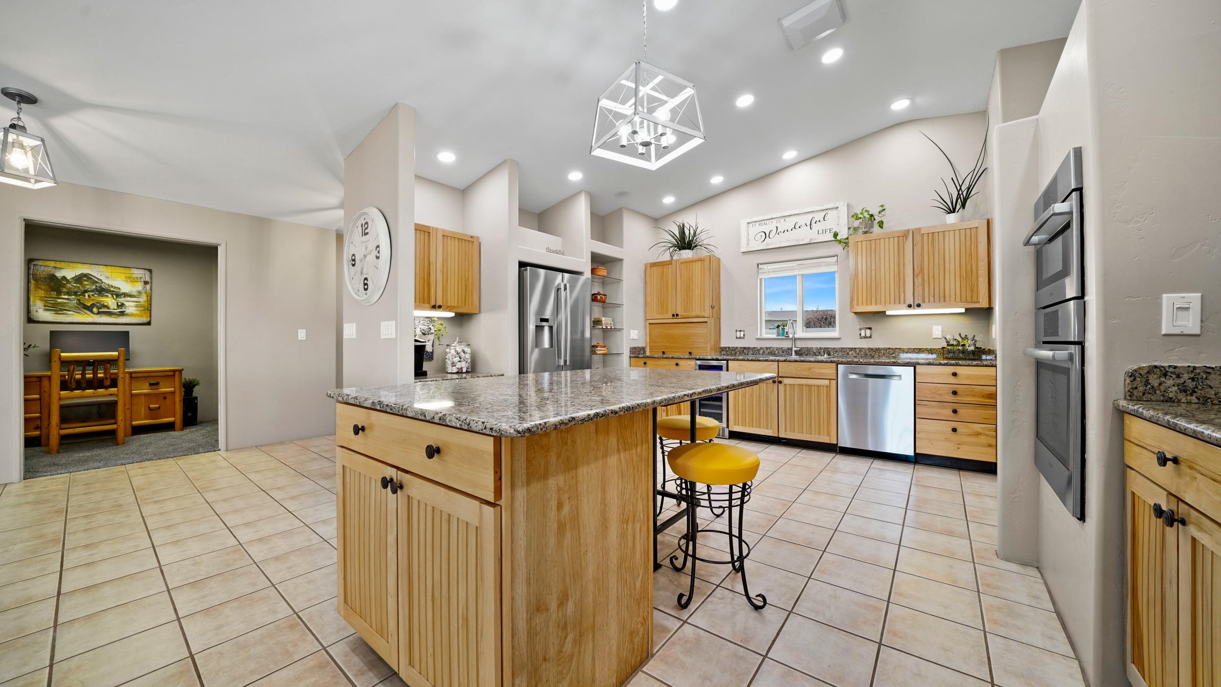 208 Easter Hill Drive Property Photo 11