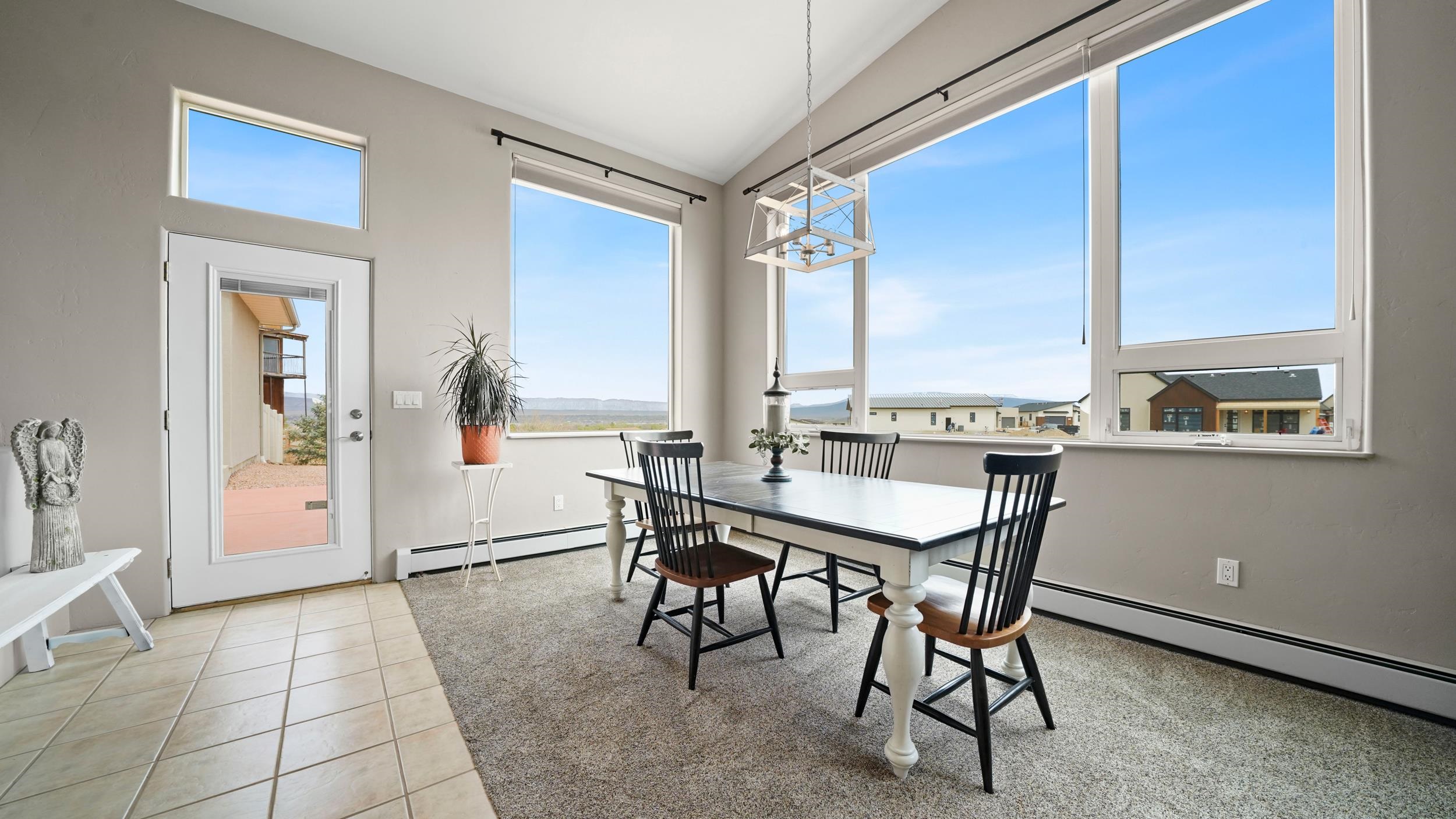 208 Easter Hill Drive Property Photo 15