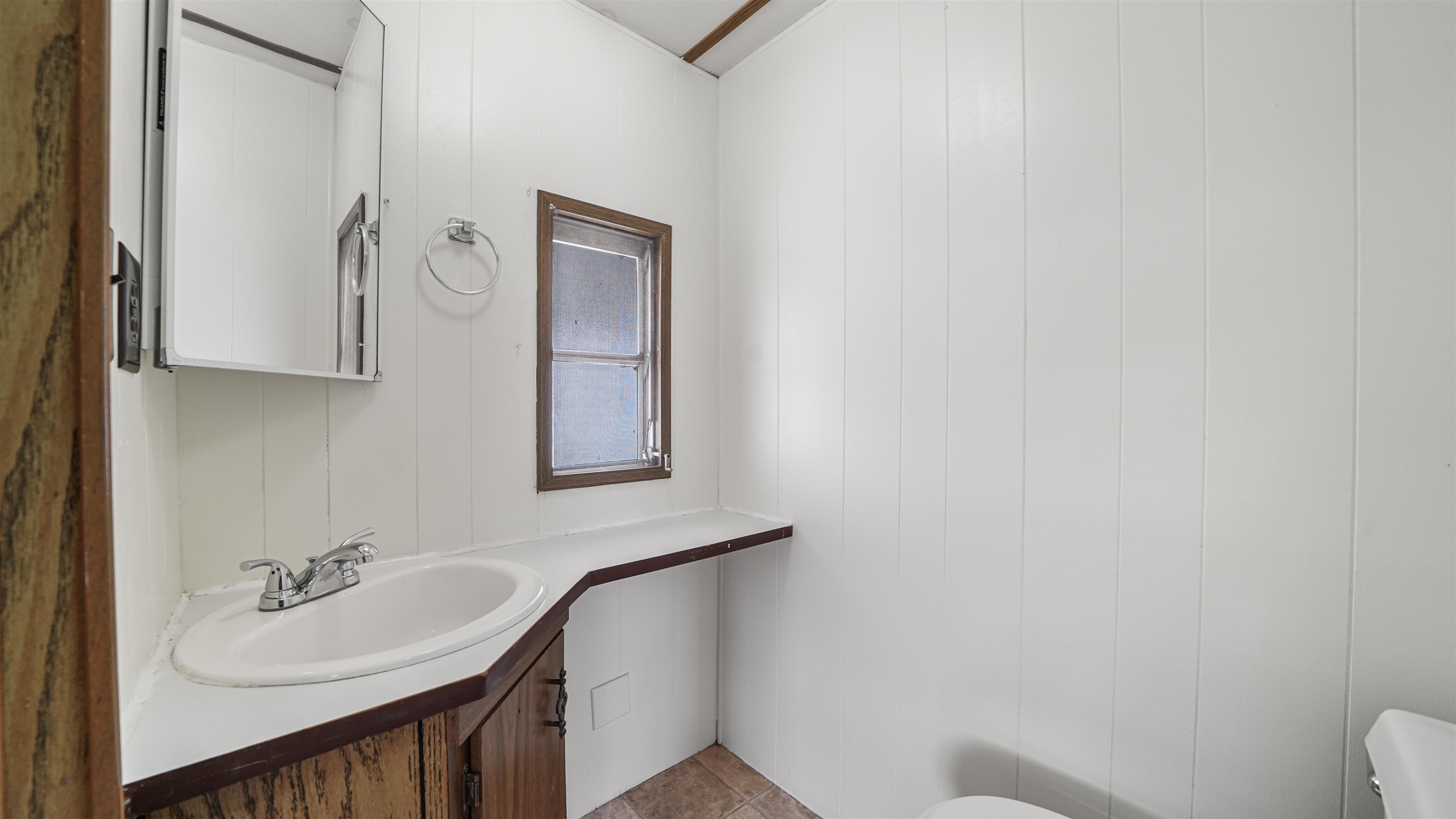 3251 E Road Property Photo 11