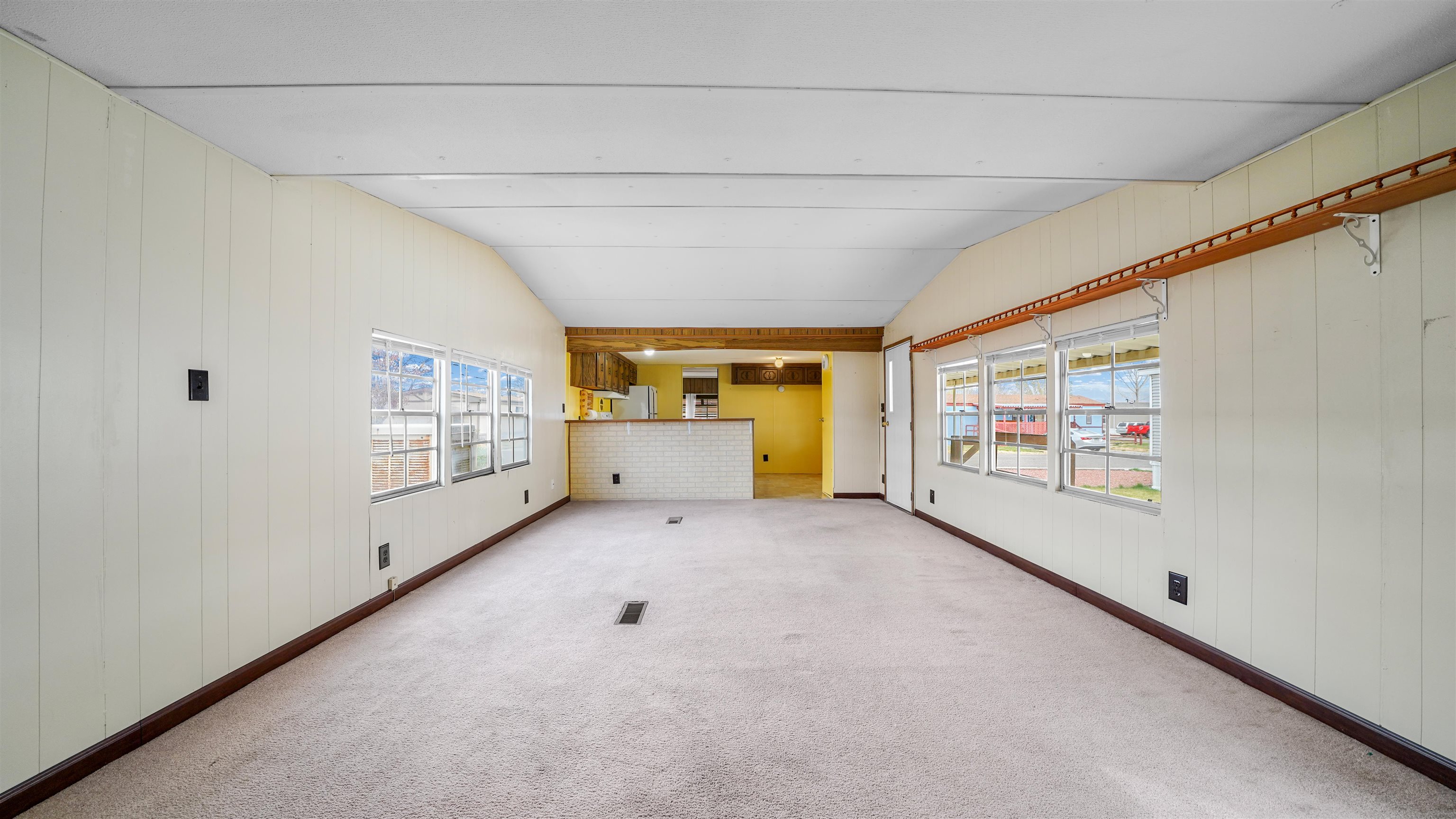3251 E Road Property Photo 17