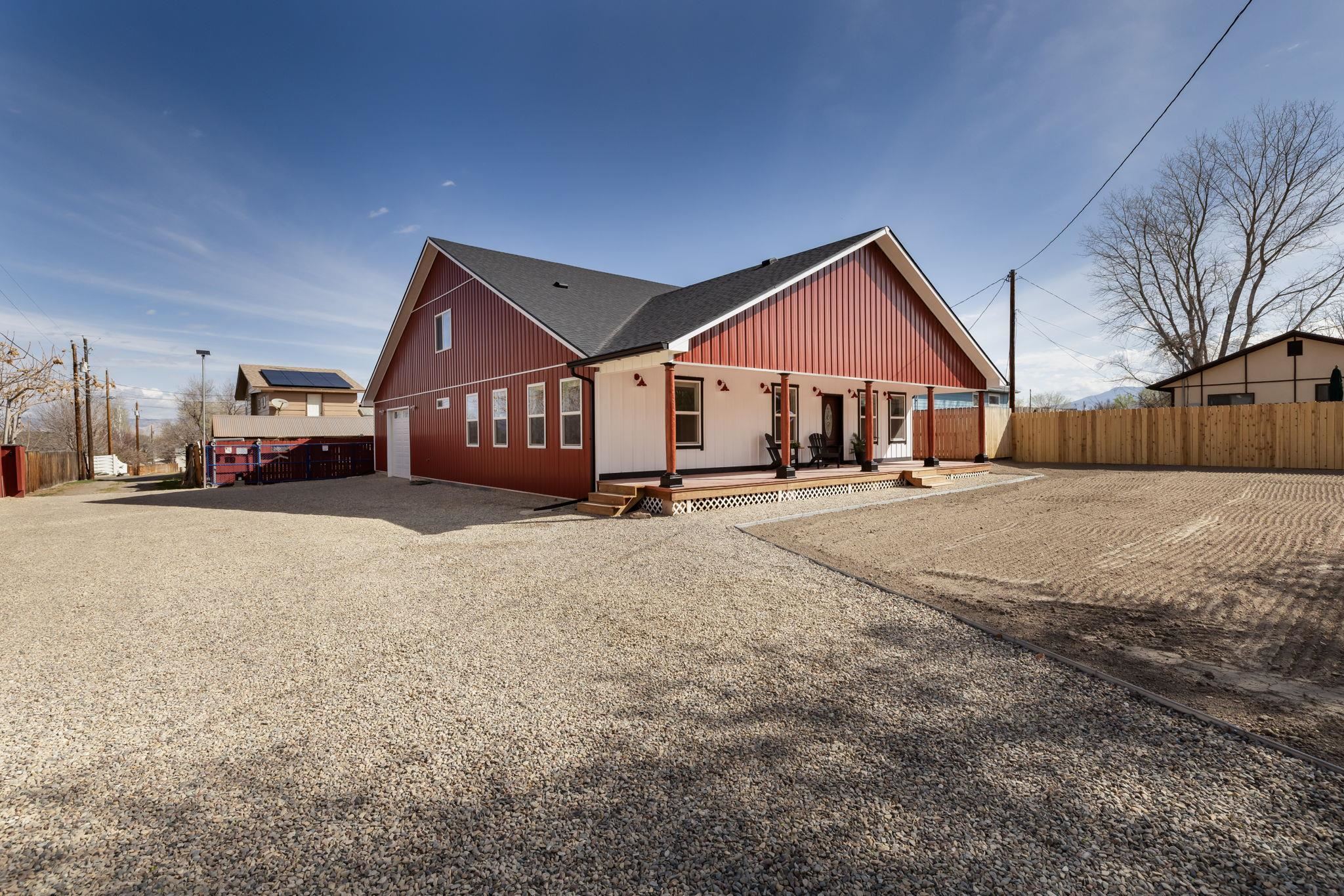 2877 B Road Property Photo