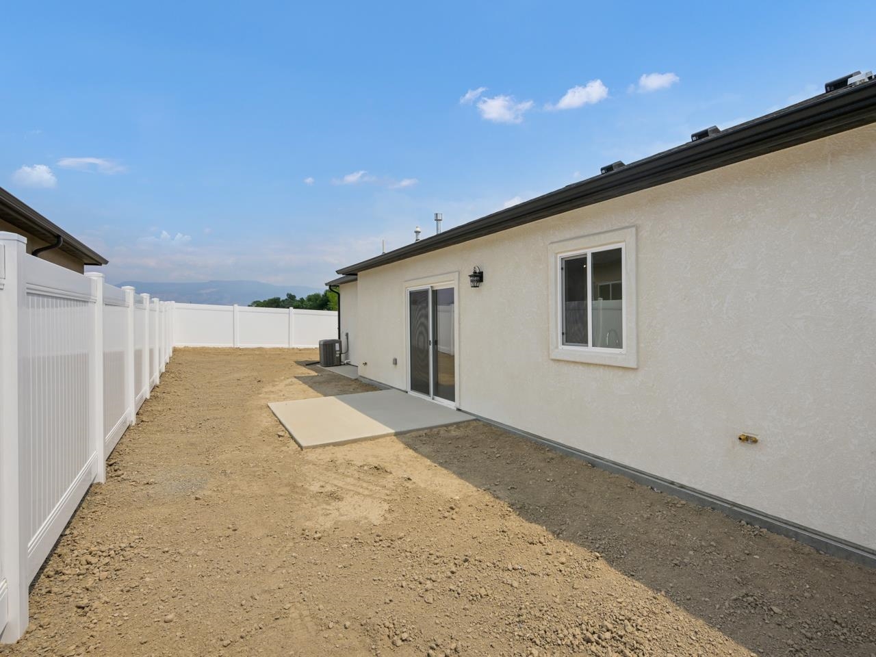 418 Steven Creek Street Property Photo 18