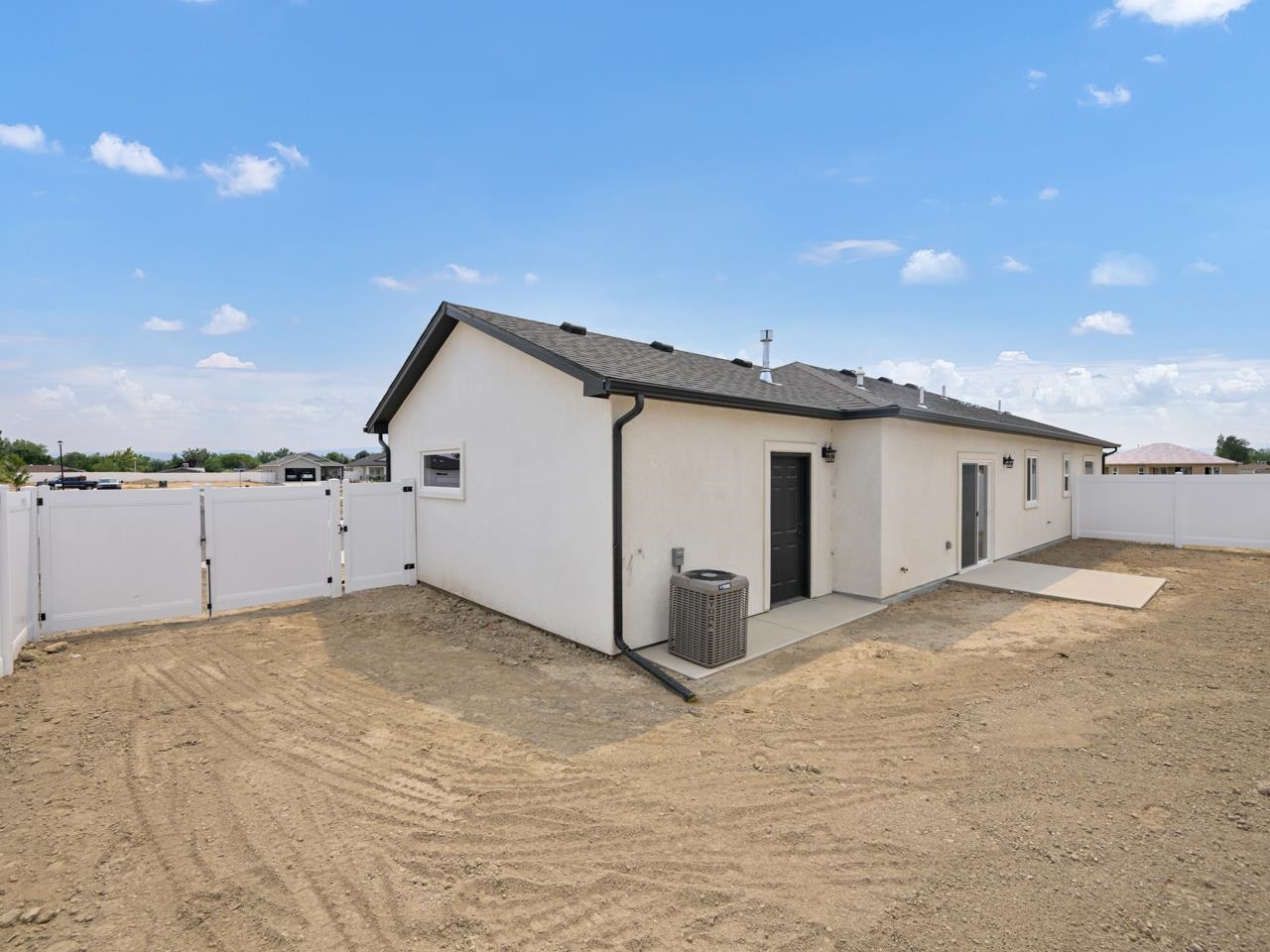 418 Steven Creek Street Property Photo 19