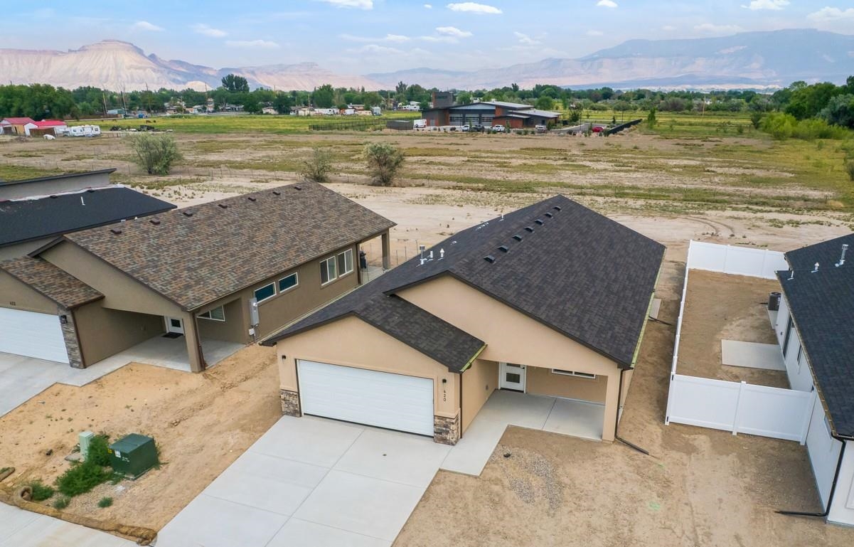 420 Steven Creek Street Property Photo 1