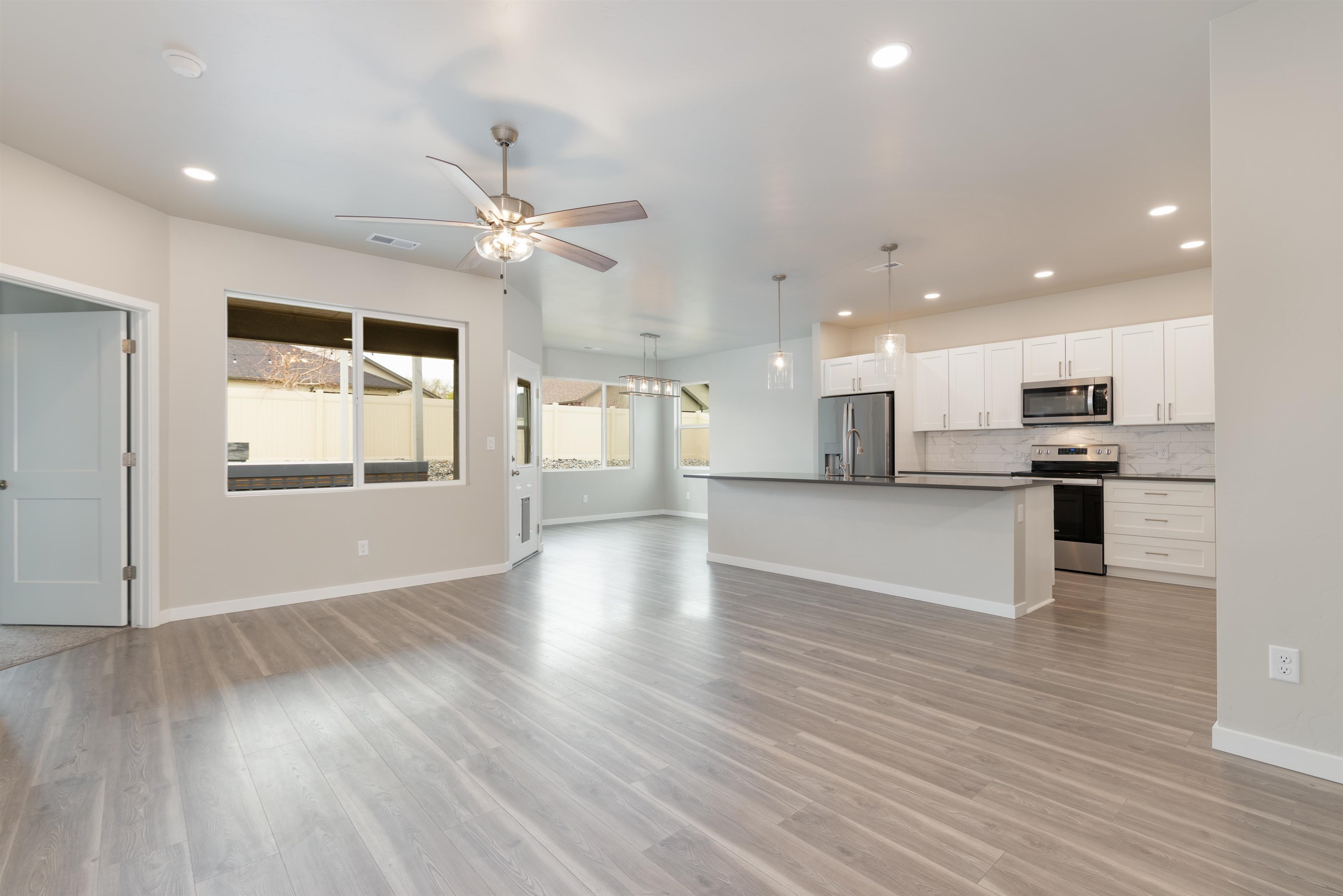 2949 Ronda Lee Road Property Photo 3