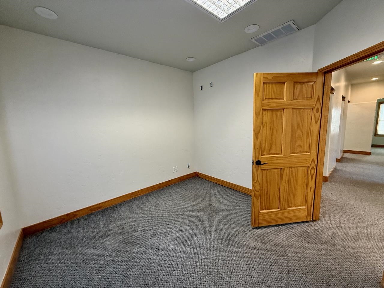175 S Columbine Court Property Photo 4