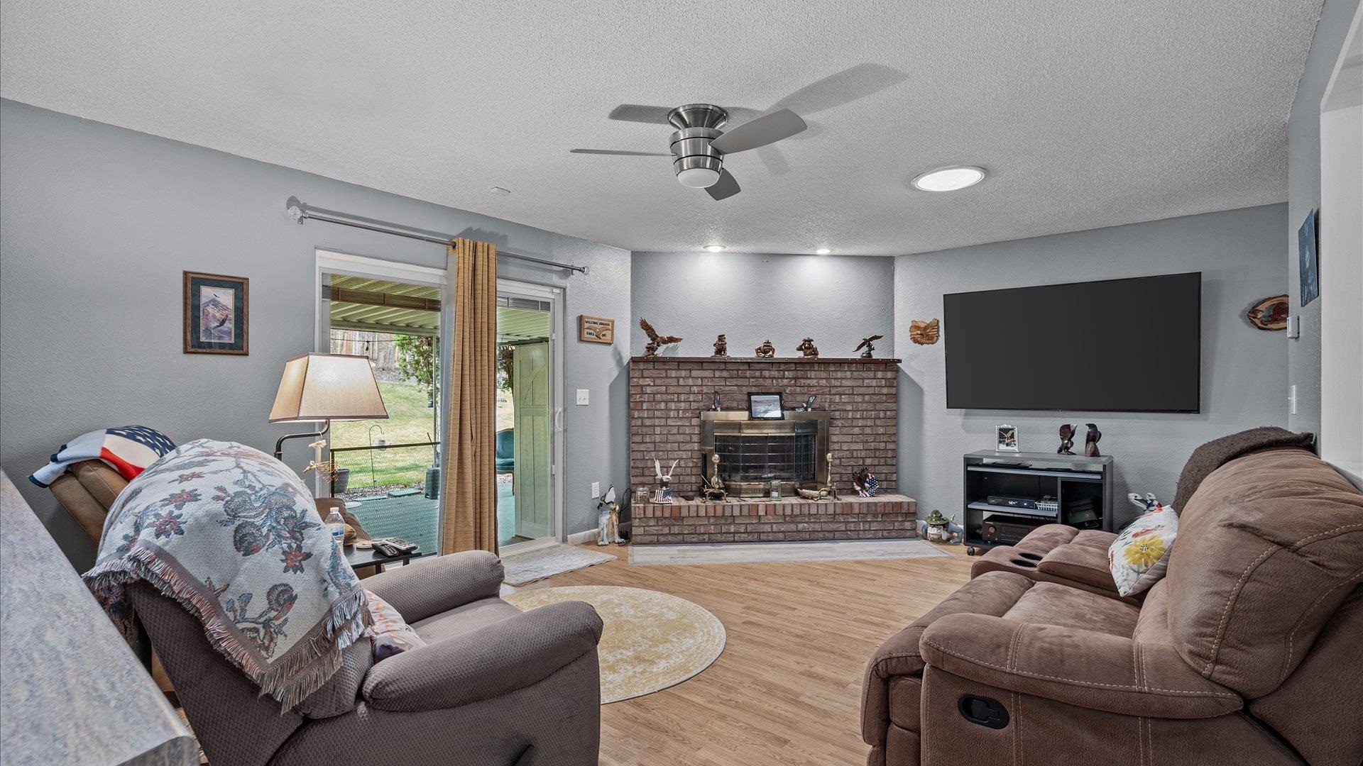 2683 Paradise Way Property Photo 4