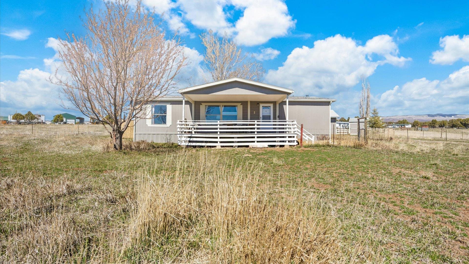 17177 Meadow Drive Property Photo