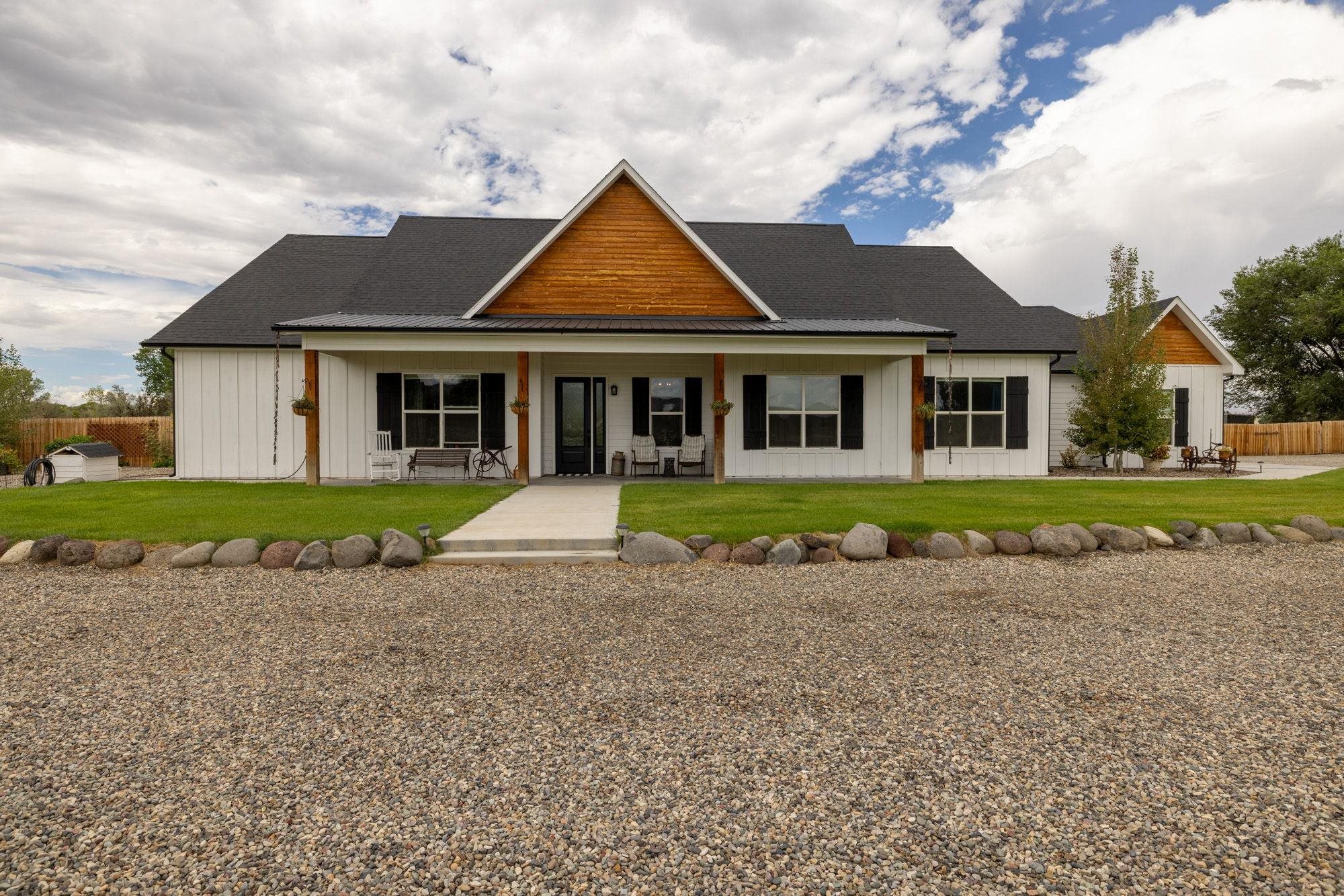 1866 J Road Property Photo