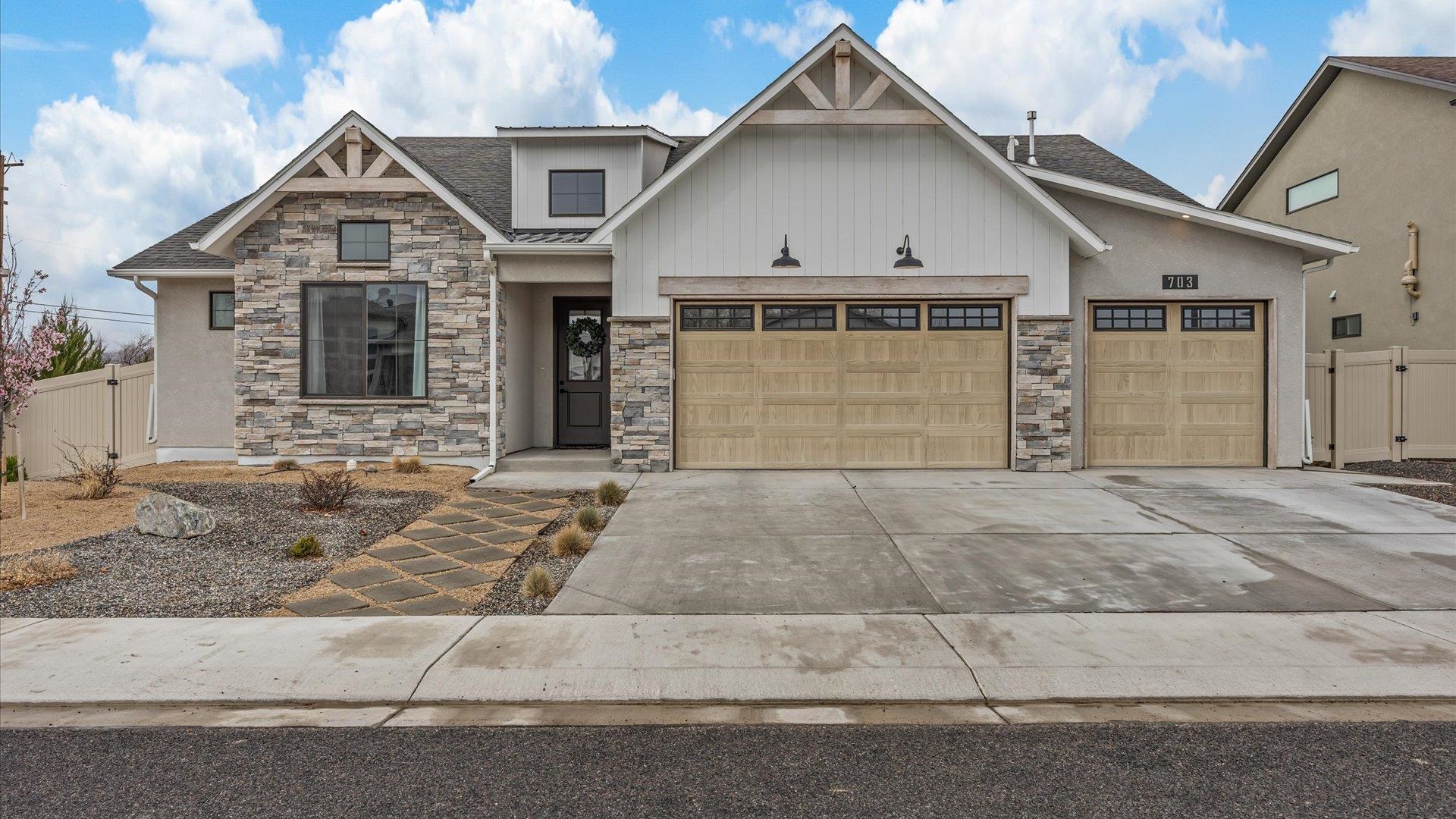 Picture of 703 Lime Creek Road
