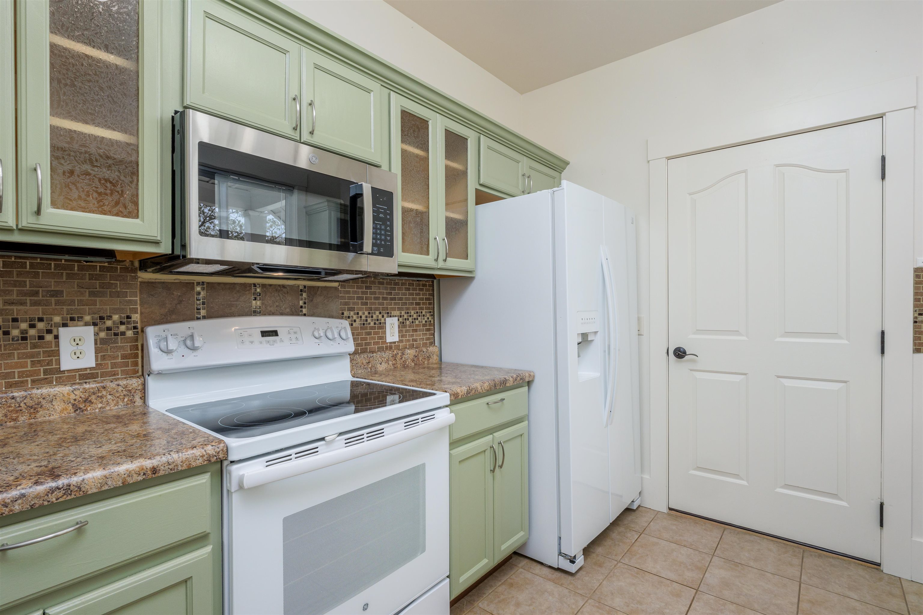 1112 Sunrose Lane Property Photo 7