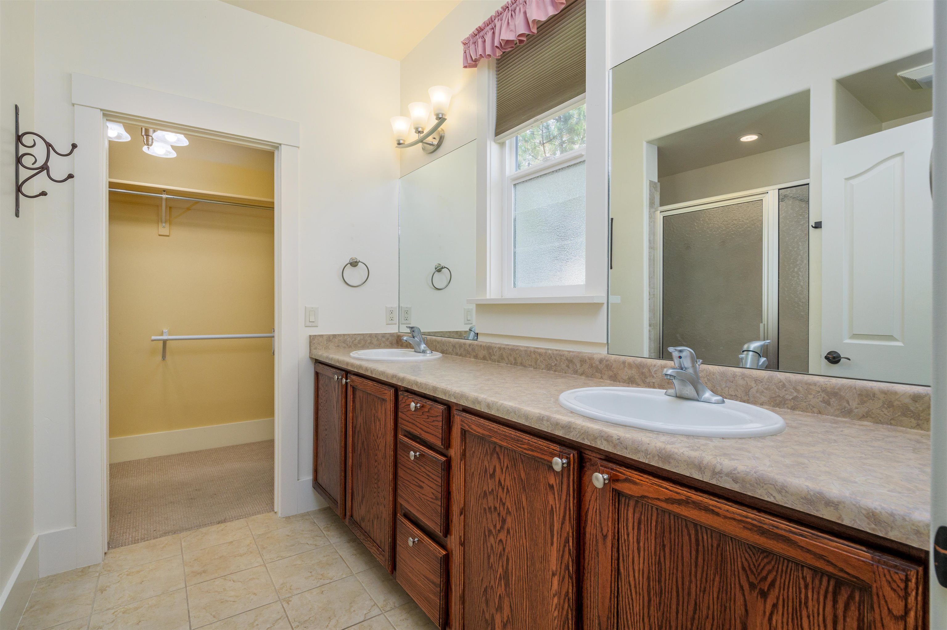 1112 Sunrose Lane Property Photo 16