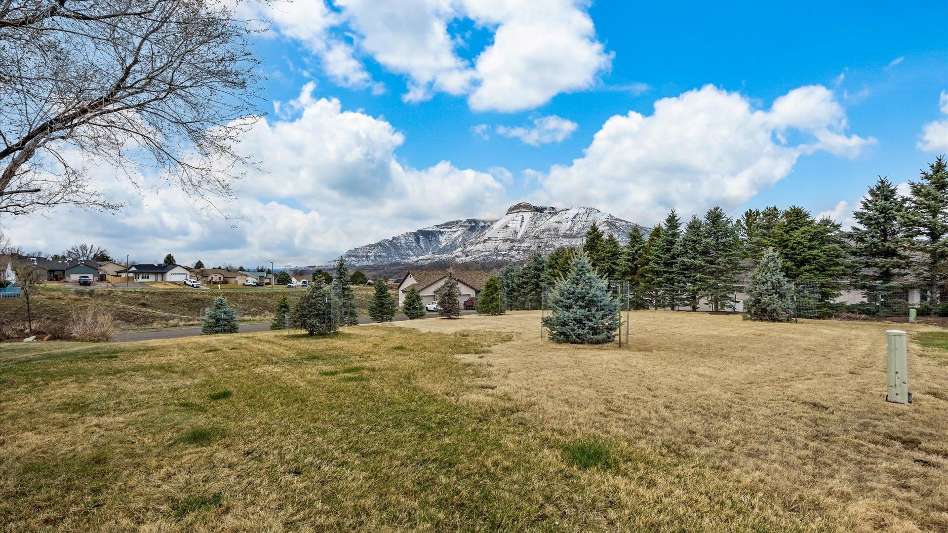 489 Lodgepole Circle Property Photo
