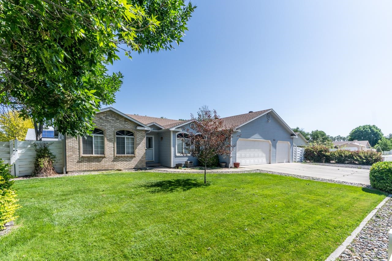 3152 Forrest Way Property Photo 1