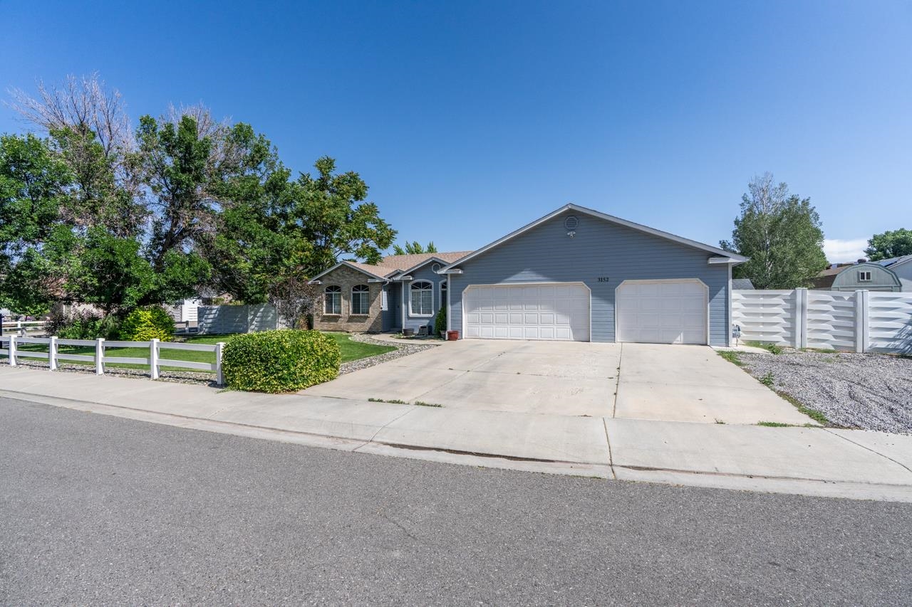 3152 Forrest Way Property Photo 3