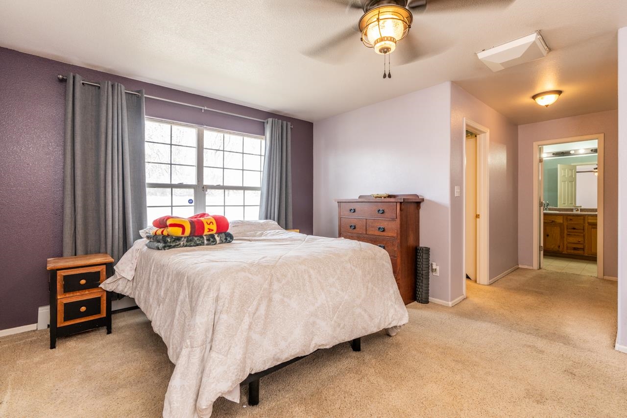 3152 Forrest Way Property Photo 10