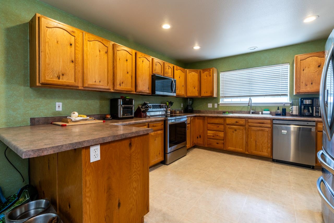 3152 Forrest Way Property Photo 18
