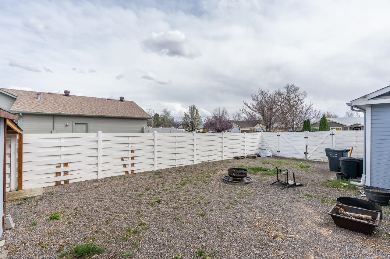 3152 Forrest Way Property Photo 28
