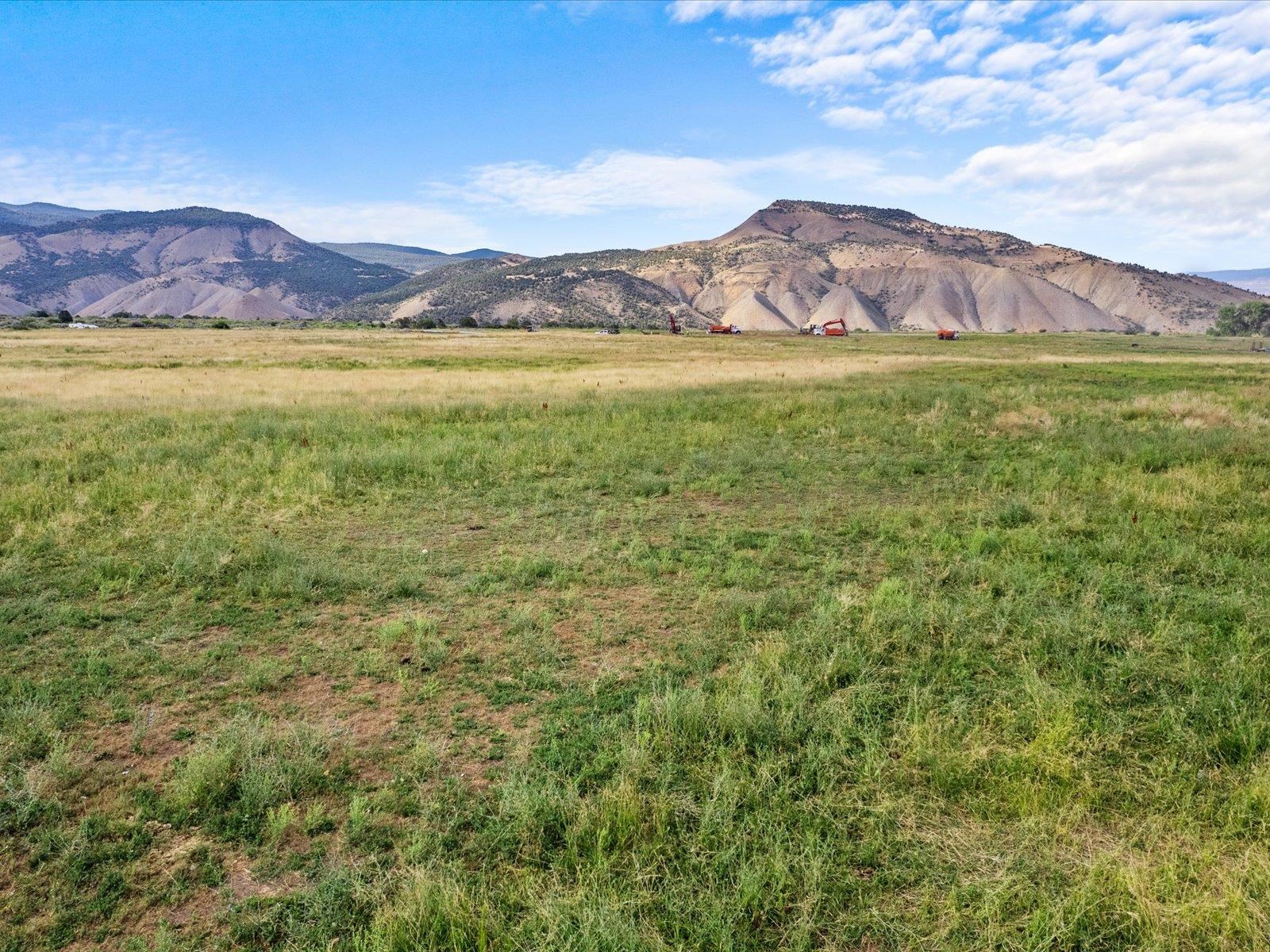 5681 Purdy Mesa Road Property Photo 8