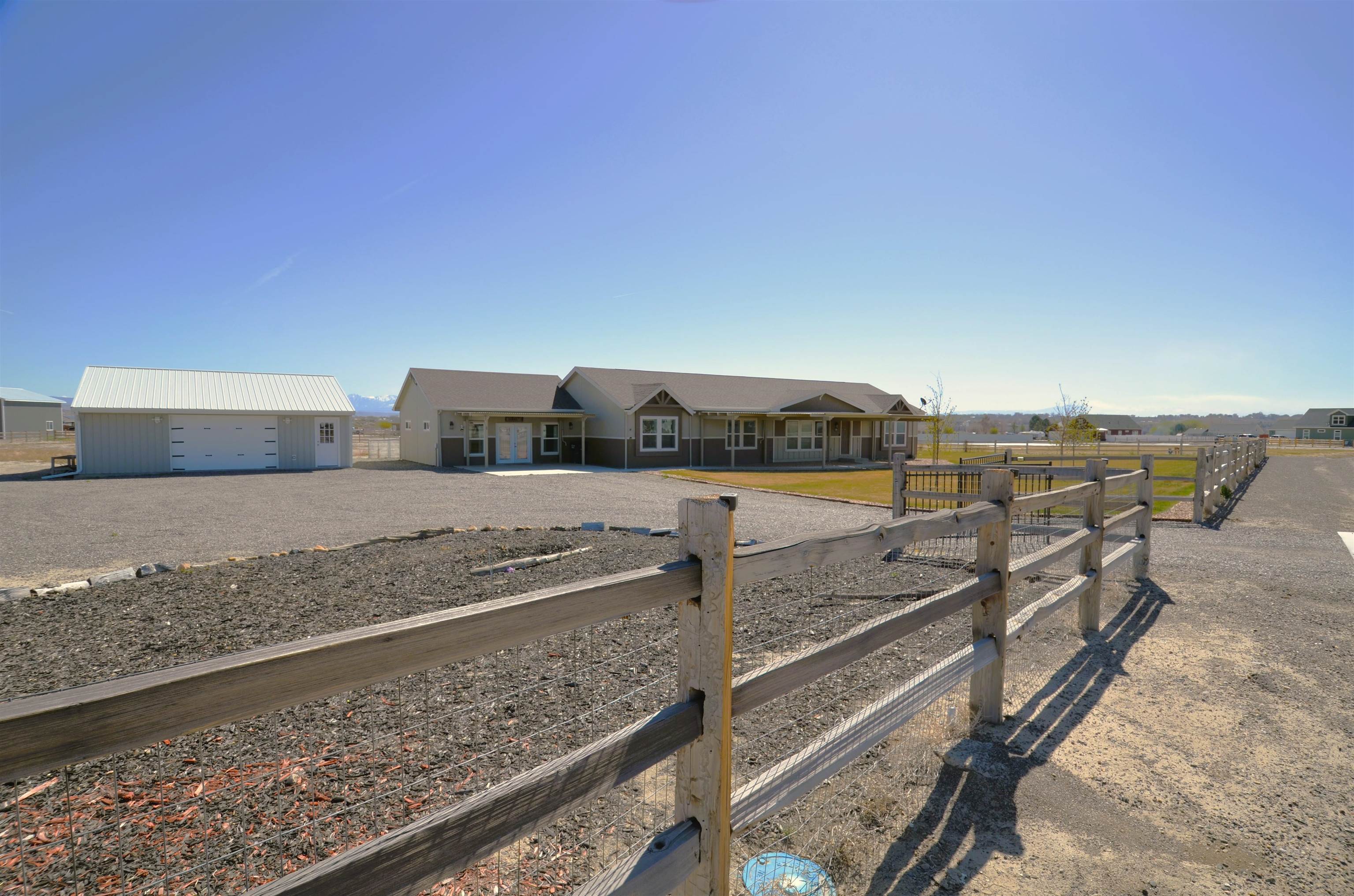 726 Appaloosa Street Property Photo 1