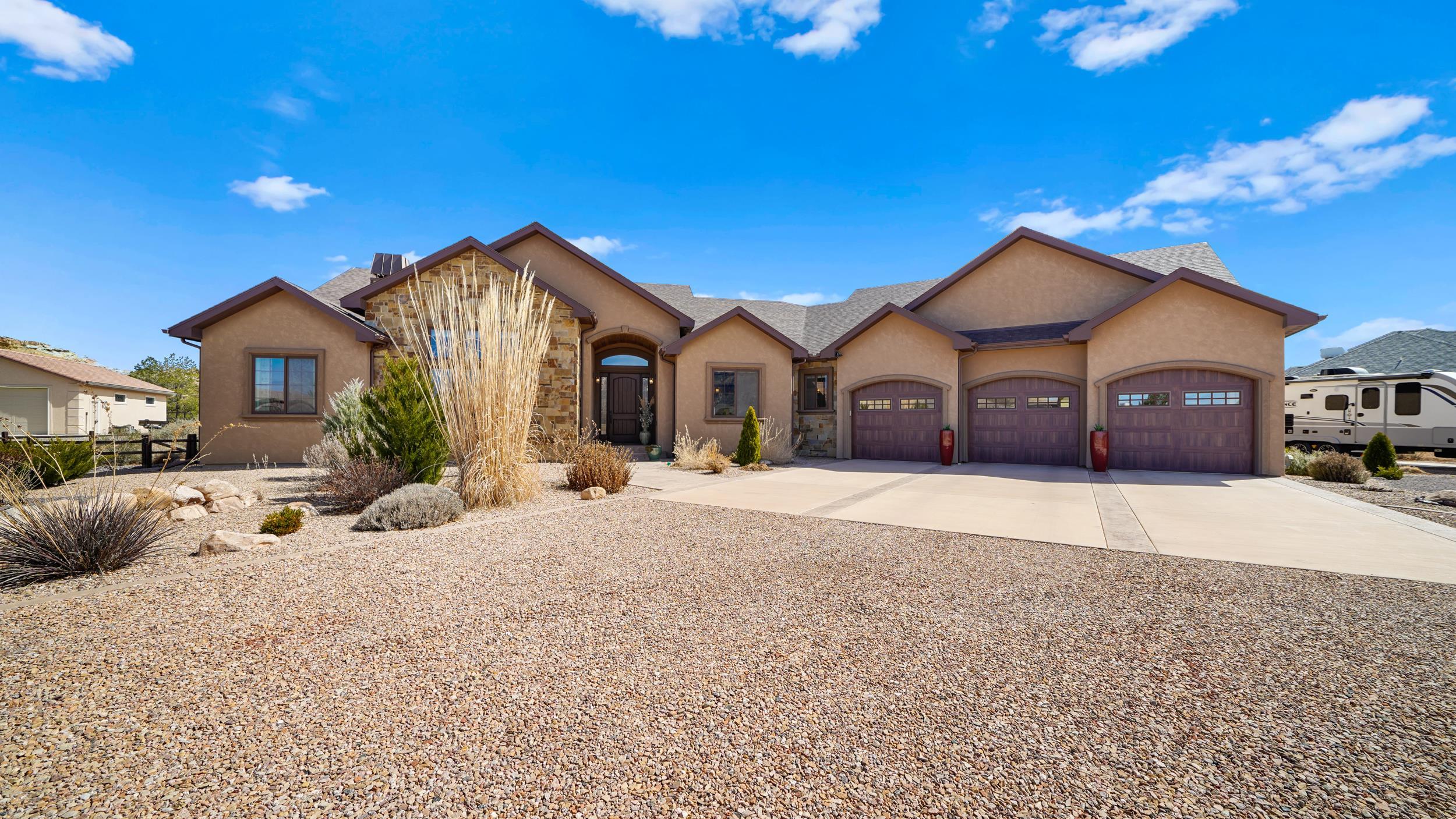 355 Echo Canyon Court Property Photo