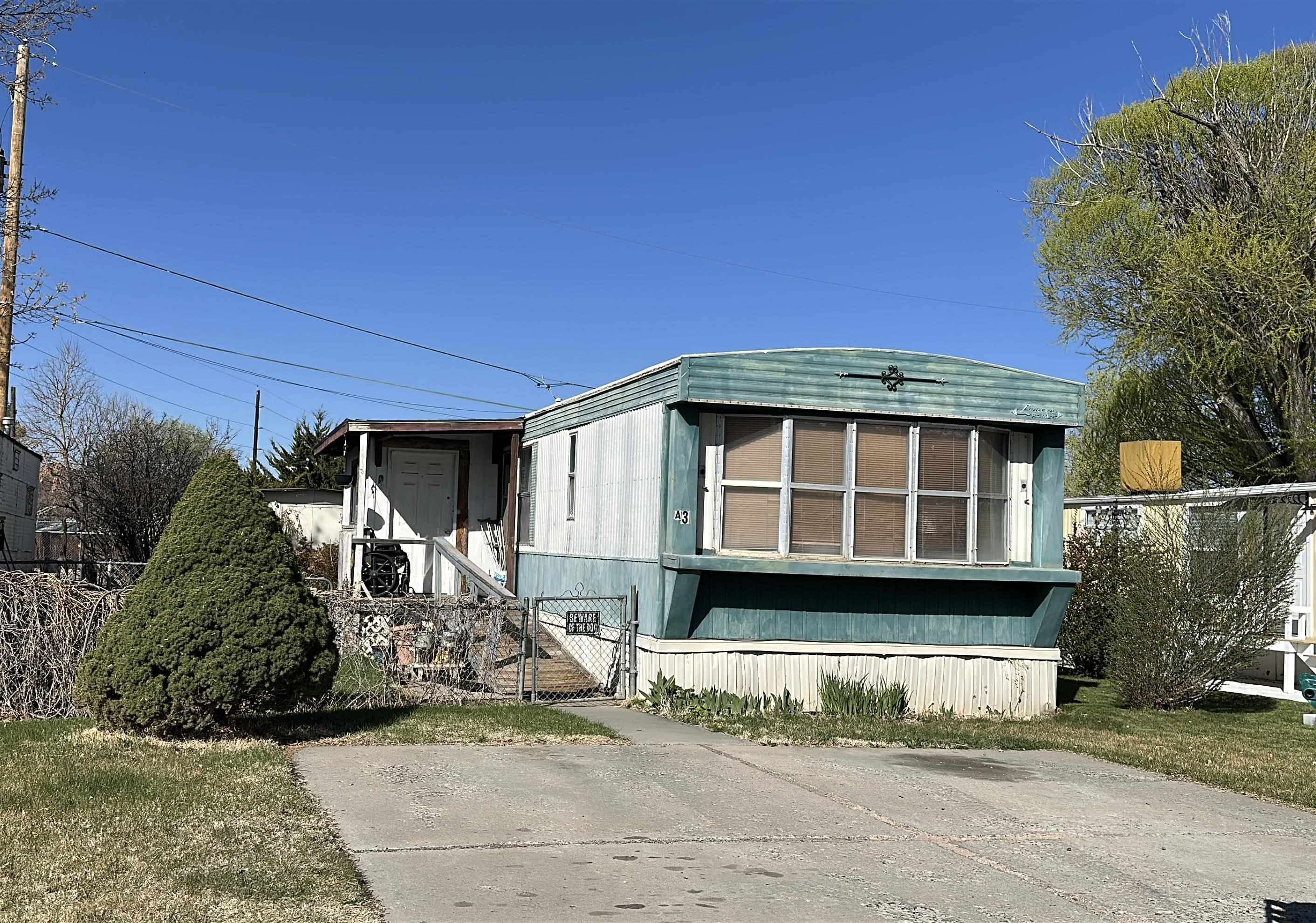 825 E Ottley Avenue Property Photo