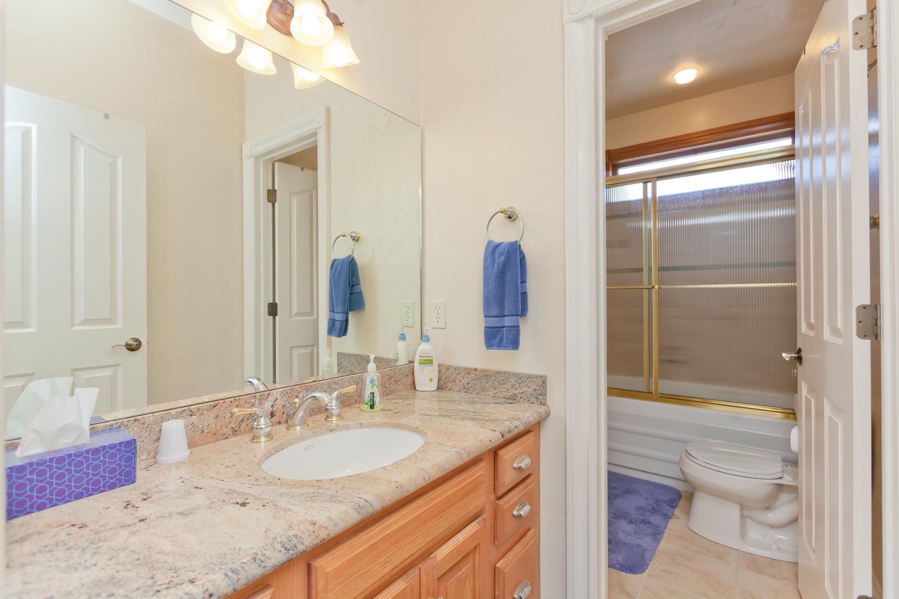 722 Washington Court Property Photo 21