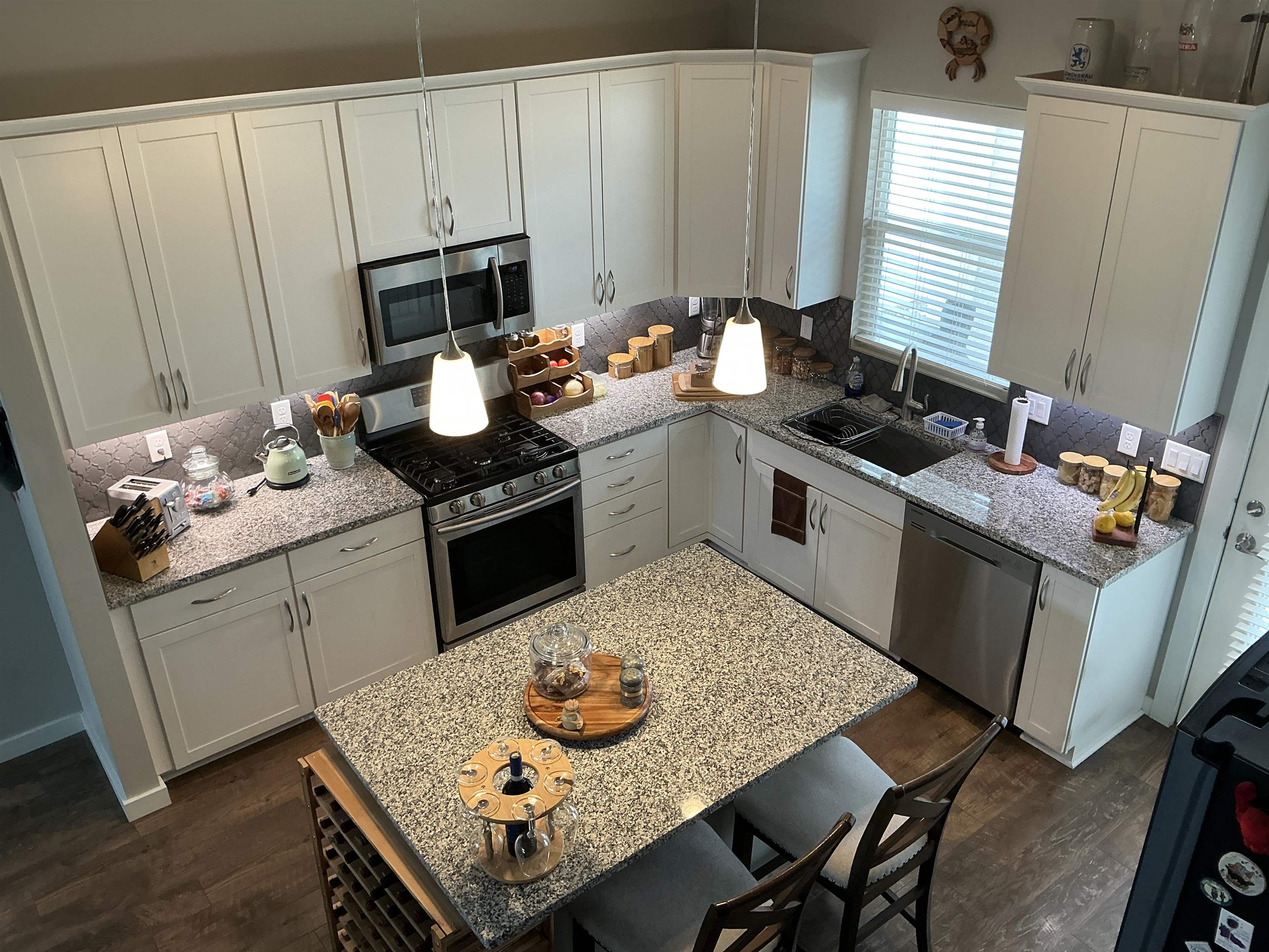 639 24 3/4 Road Property Photo 4