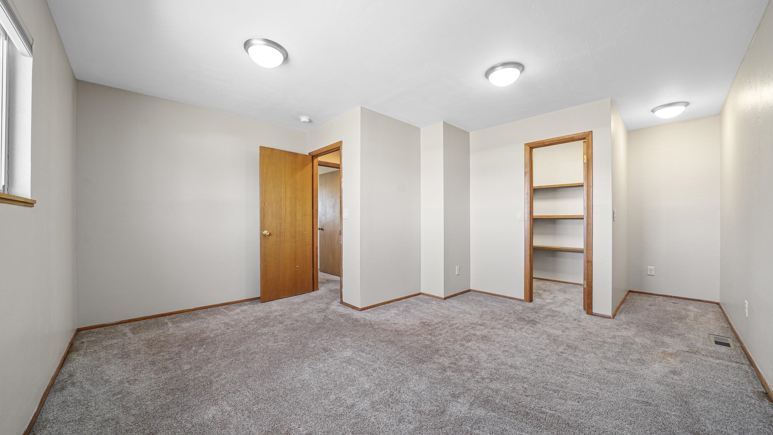 540 Village Way Property Photo 18