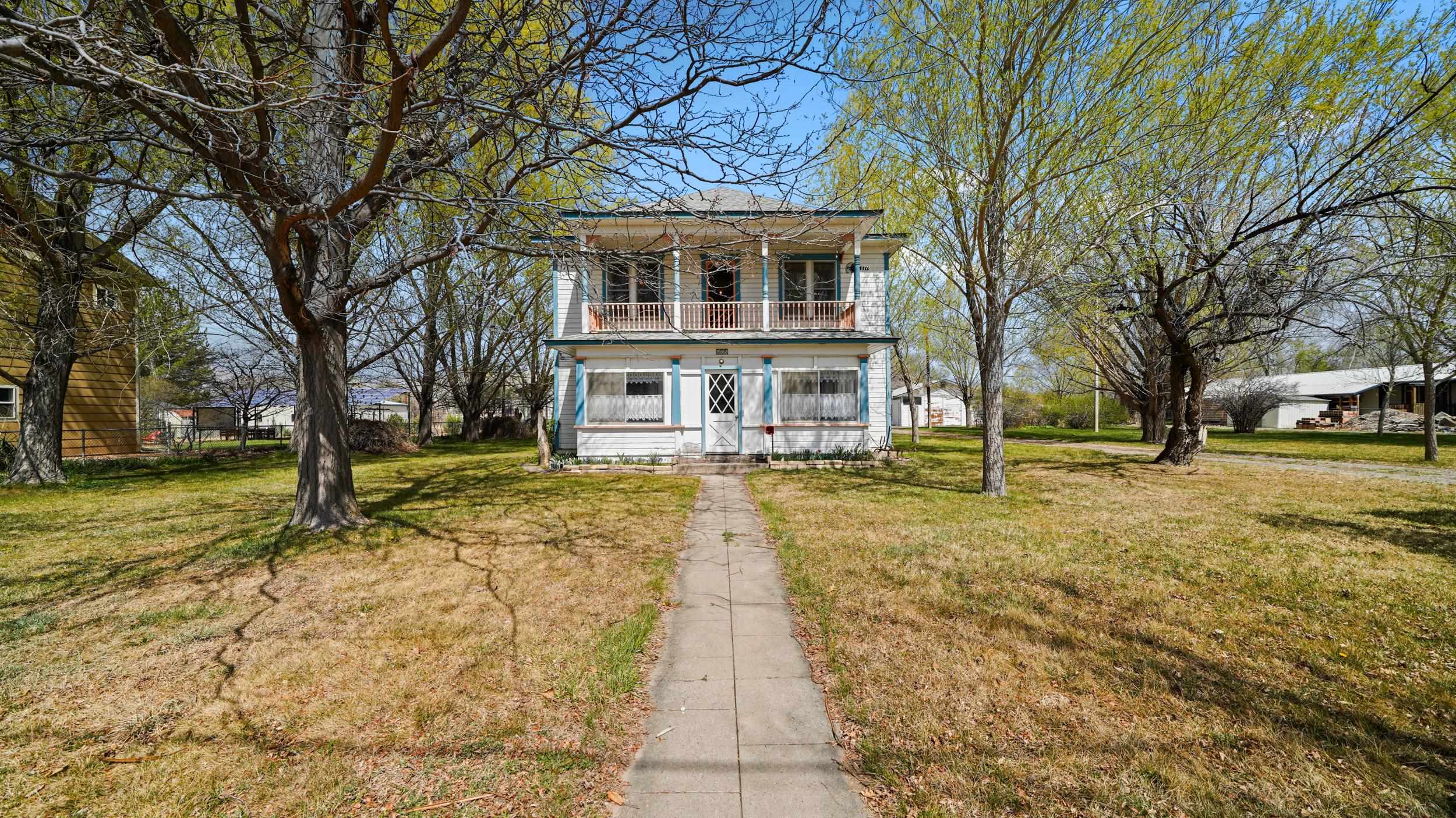 625 E Pabor Avenue Property Photo