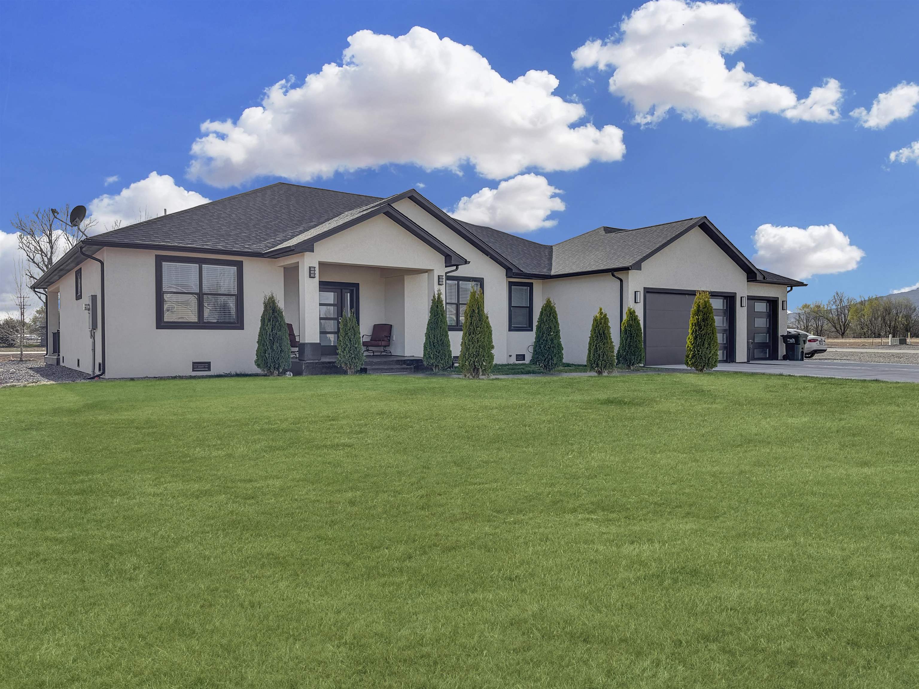 18640 Serenity Court Property Photo 1